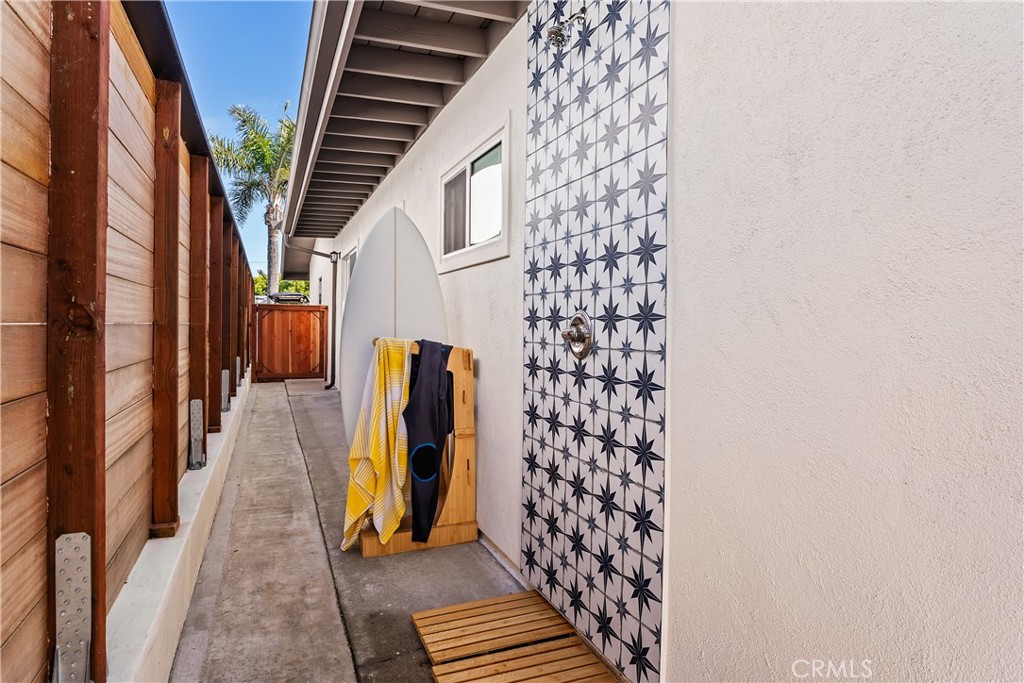 146 W Avenida Ramona