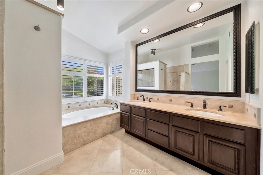 6 Ocean Ridge