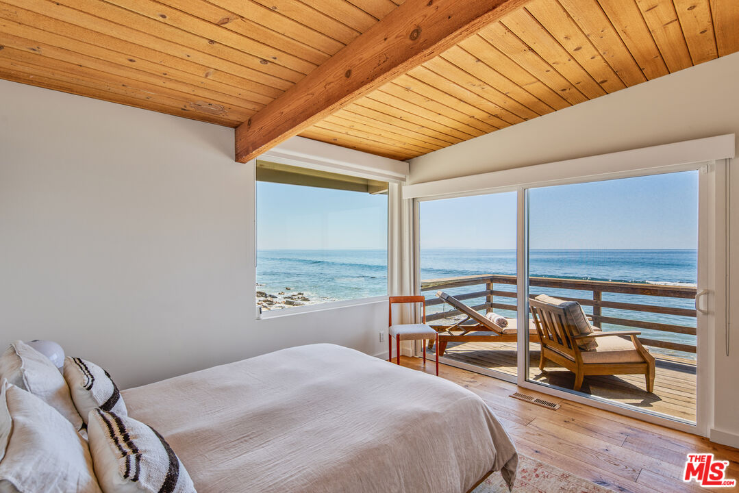 24246 Malibu Rd