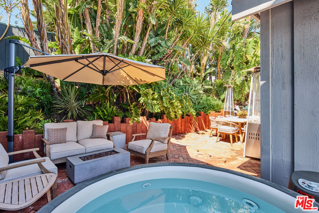 24246 Malibu Rd