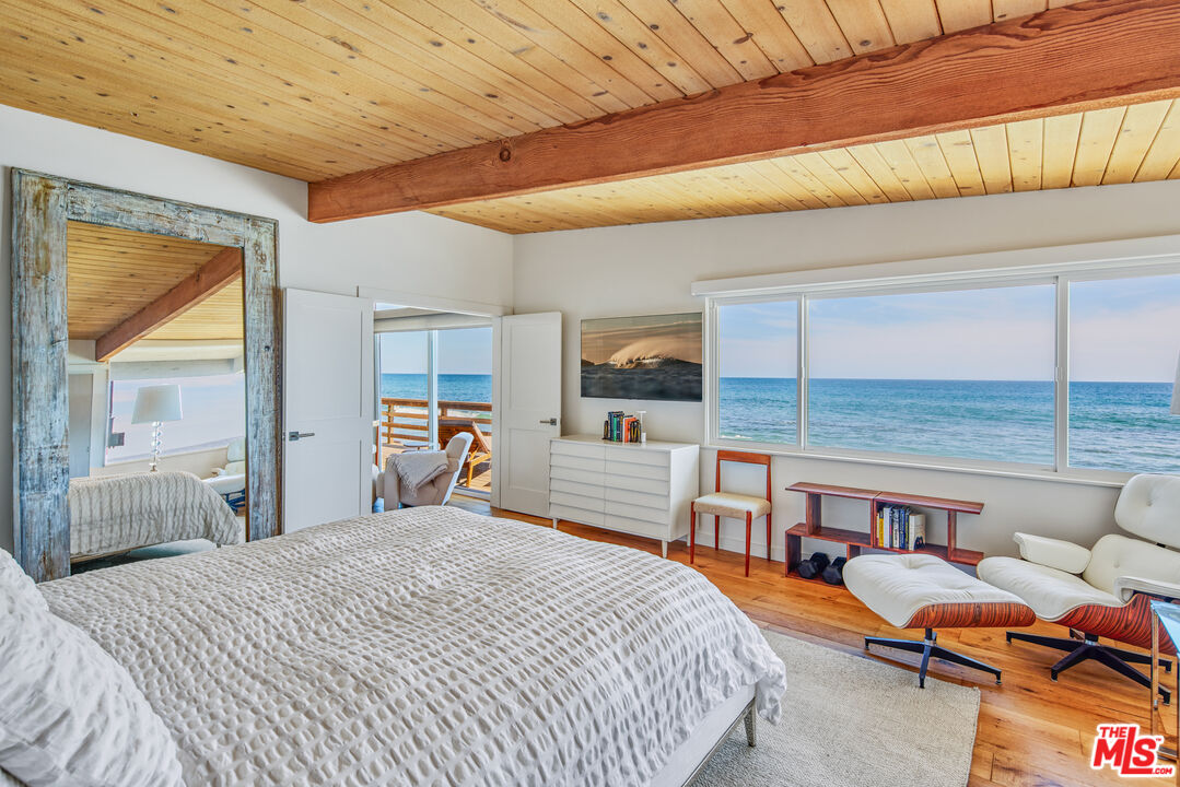 24246 Malibu Rd