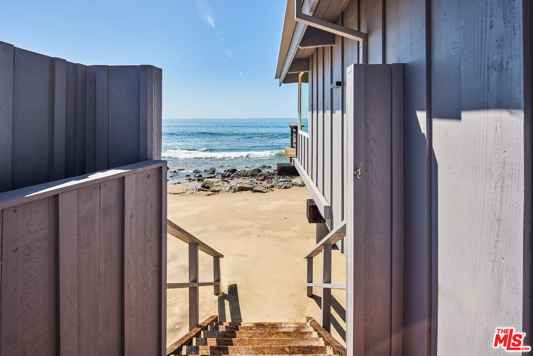 24246 Malibu Rd