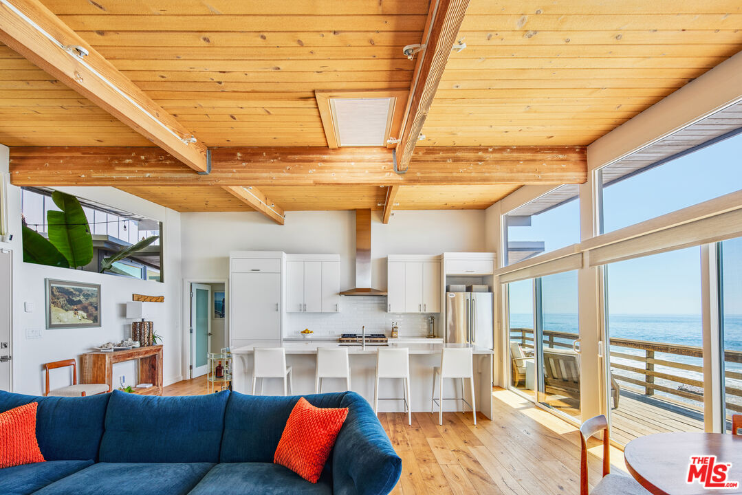 24246 Malibu Rd
