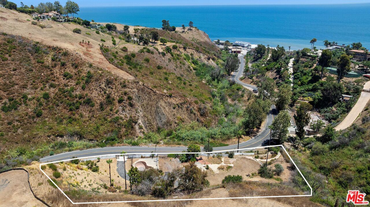 3821 Carbon Canyon Rd