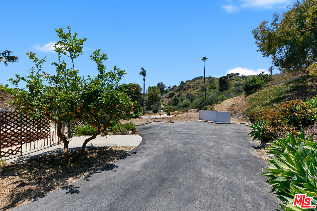 3821 Carbon Canyon Rd