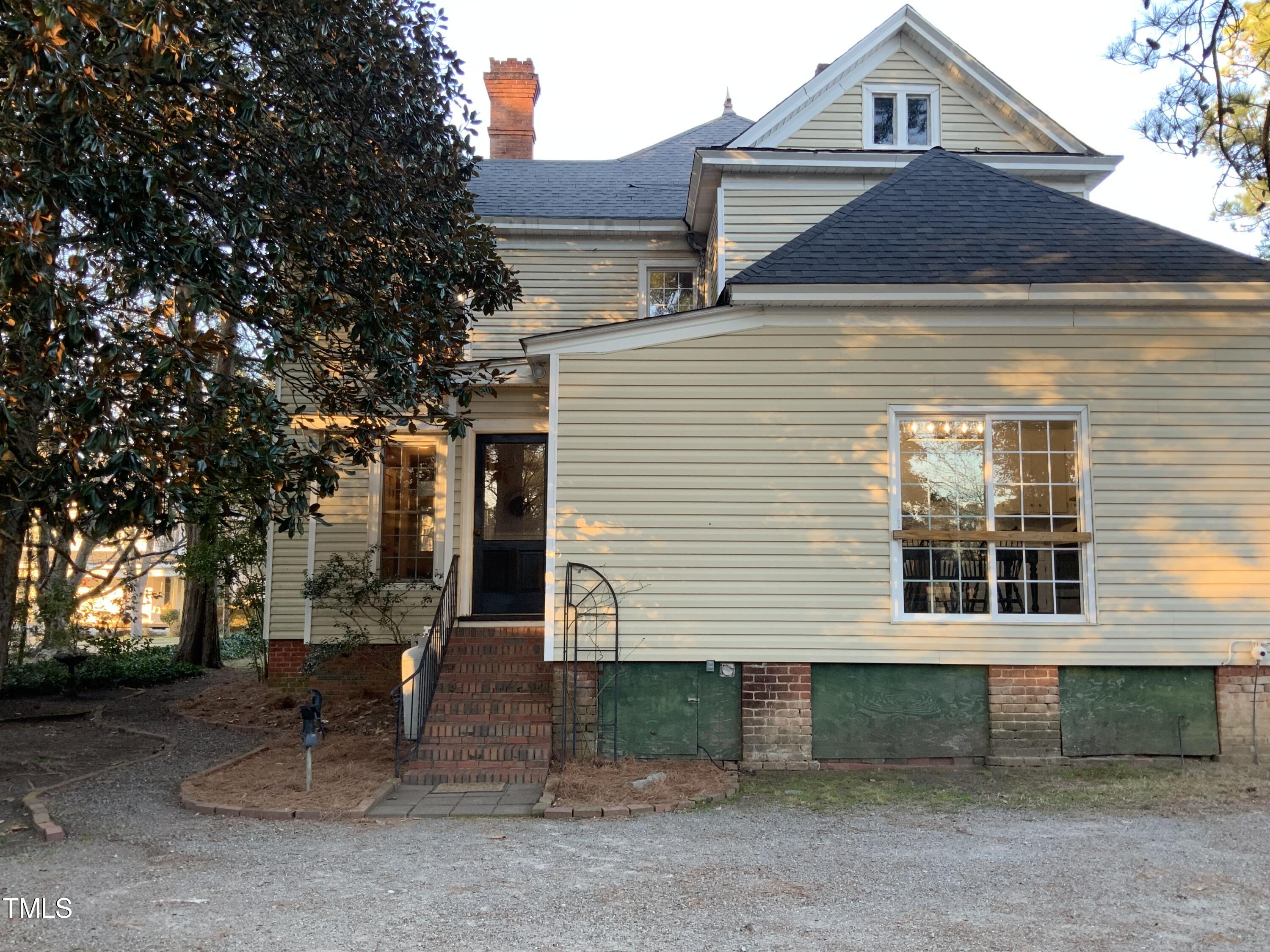 204 Bailey Avenue