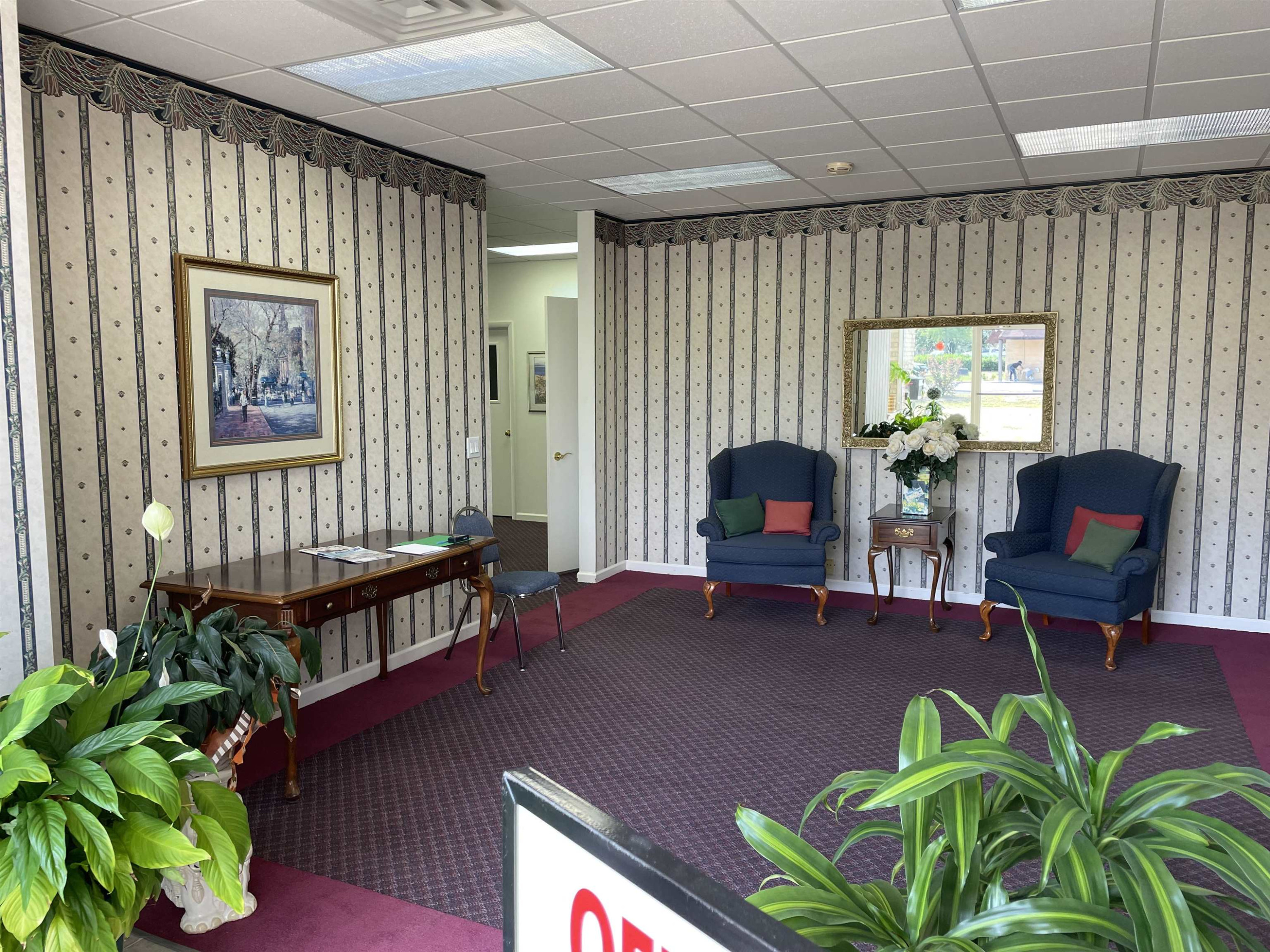 831, 83837 S Brightleaf Boulevard