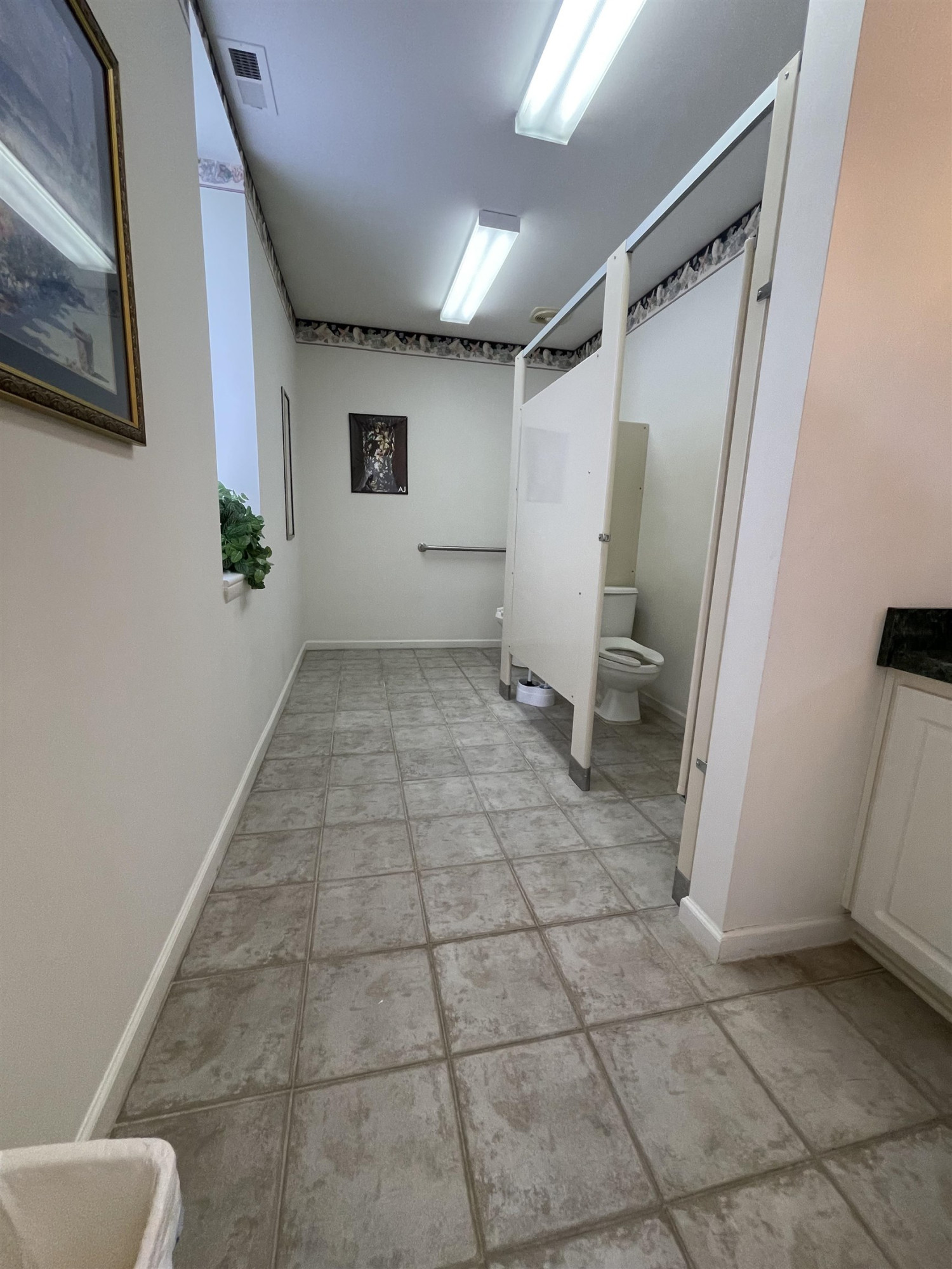 831, 83837 S Brightleaf Boulevard