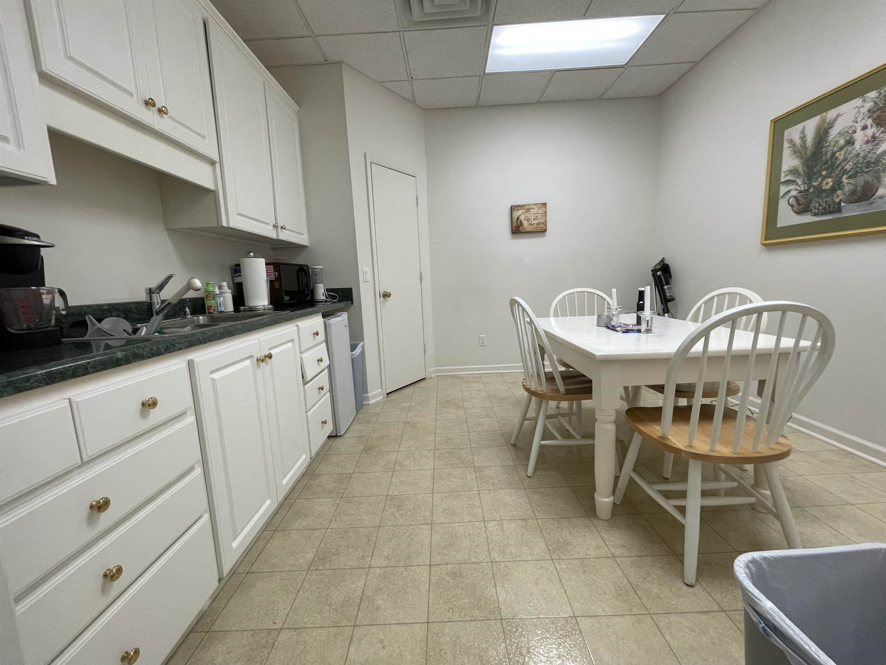 831, 83837 S Brightleaf Boulevard