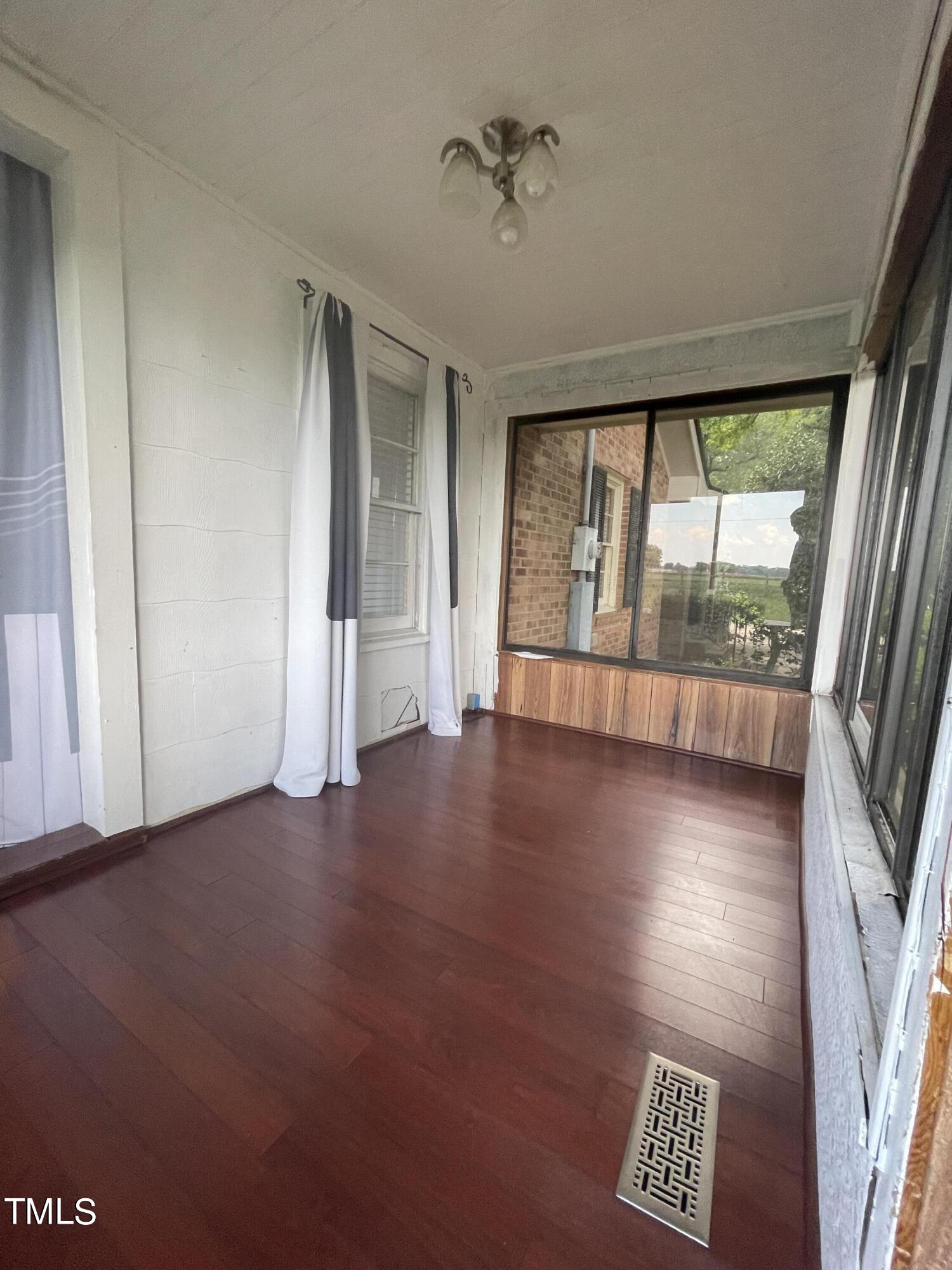 2947 N Nc 96 Highway