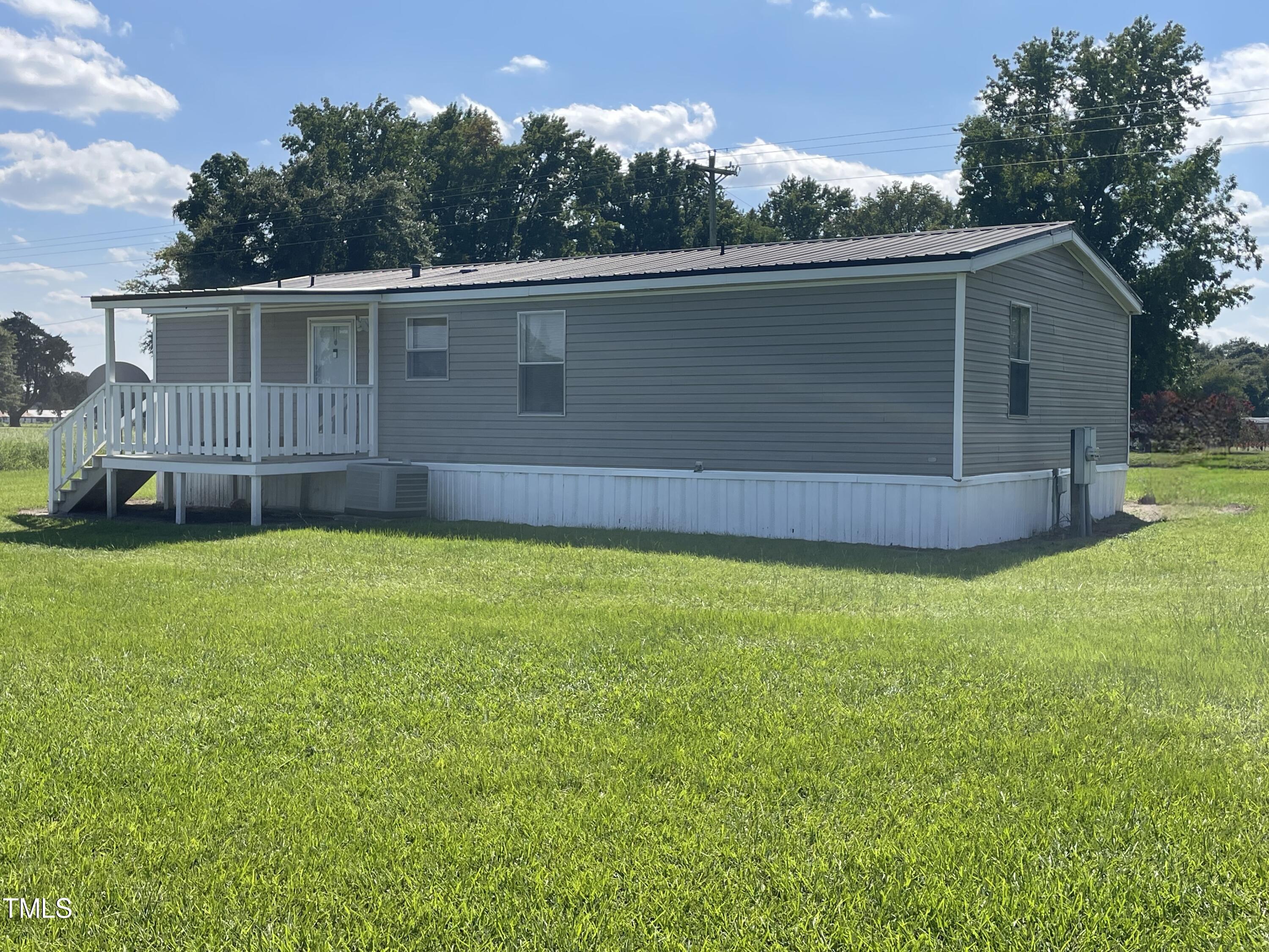 2290 Lake Artesia Road