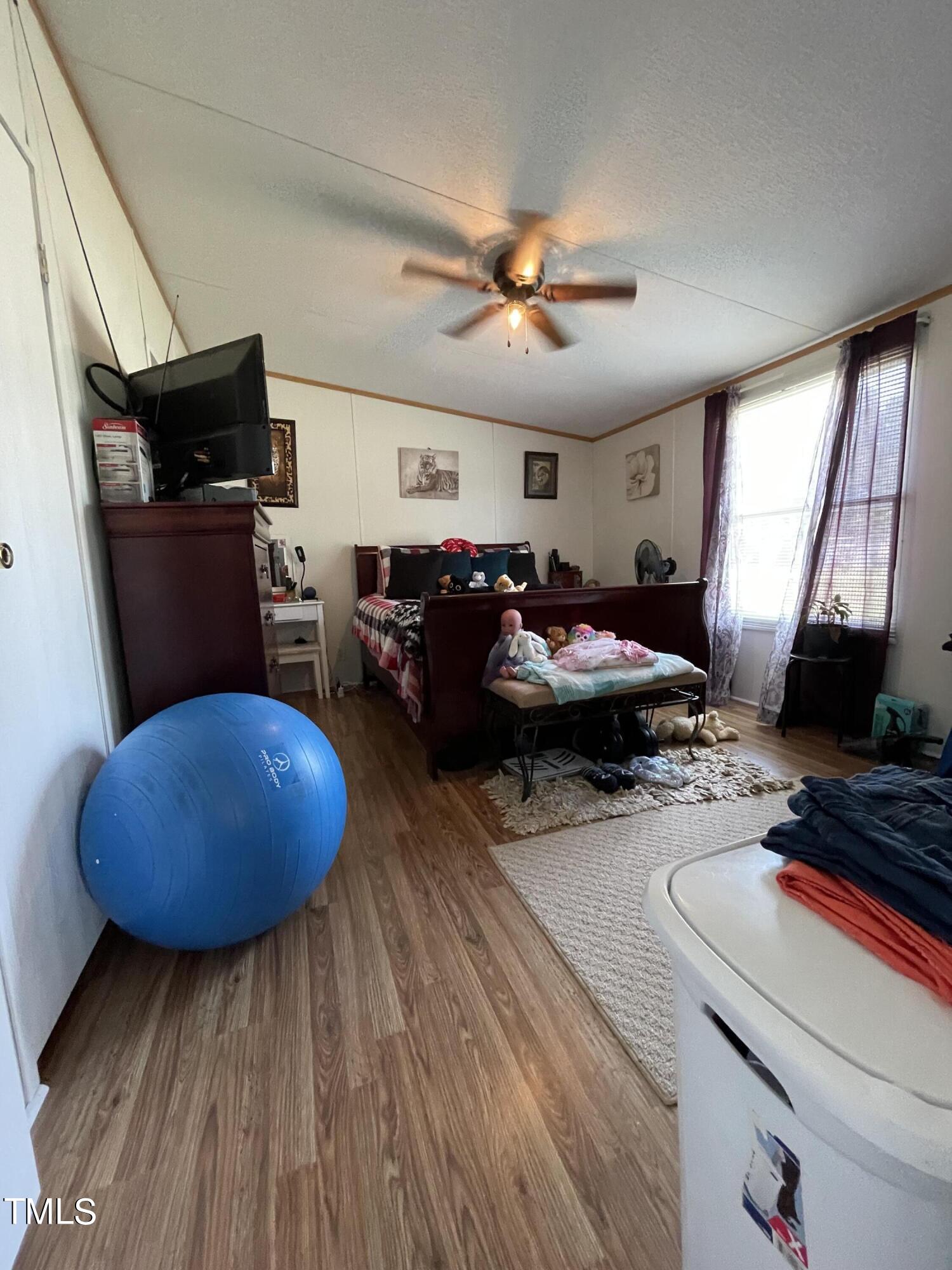 2290 Lake Artesia Road