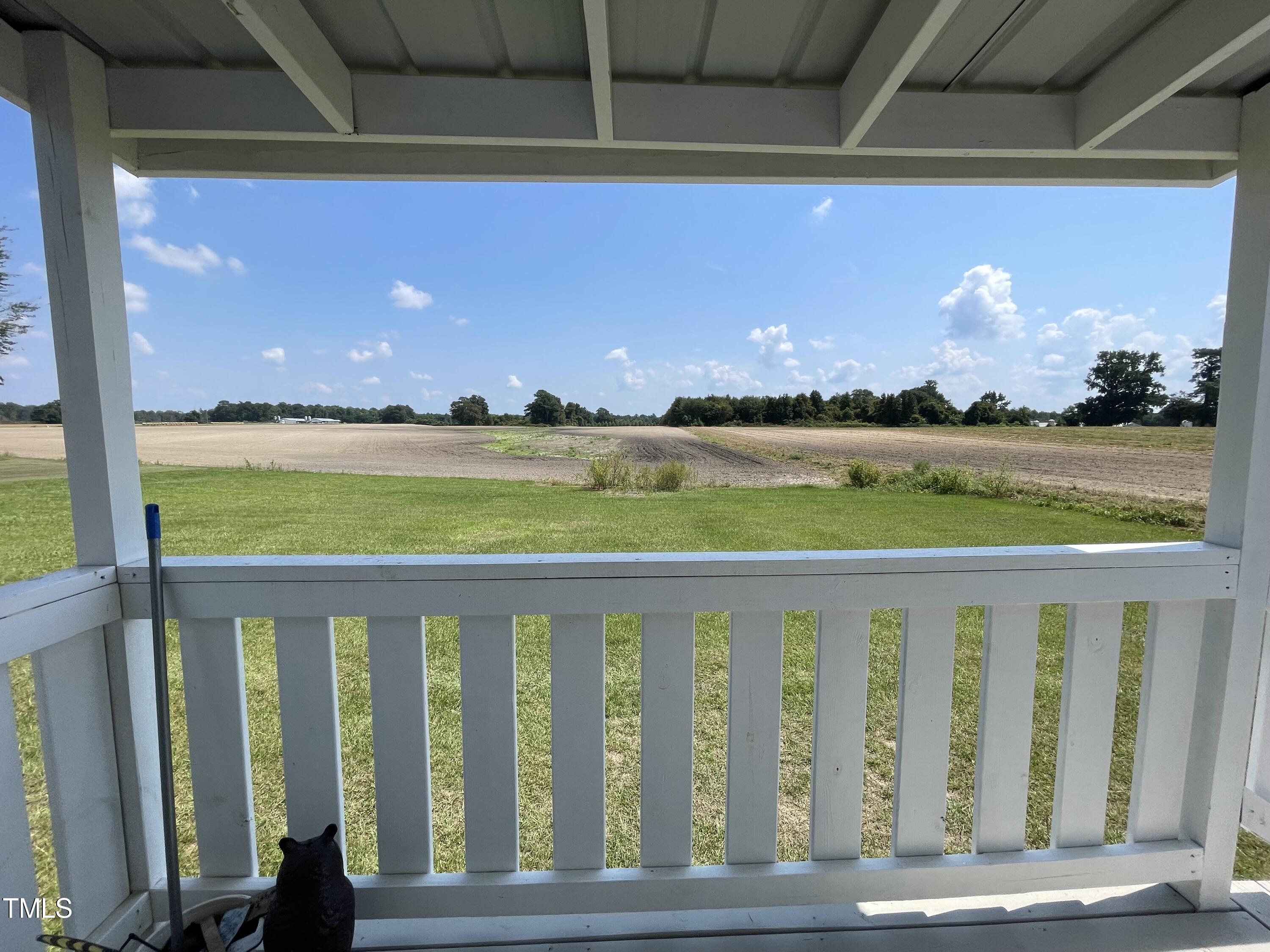 2290 Lake Artesia Road