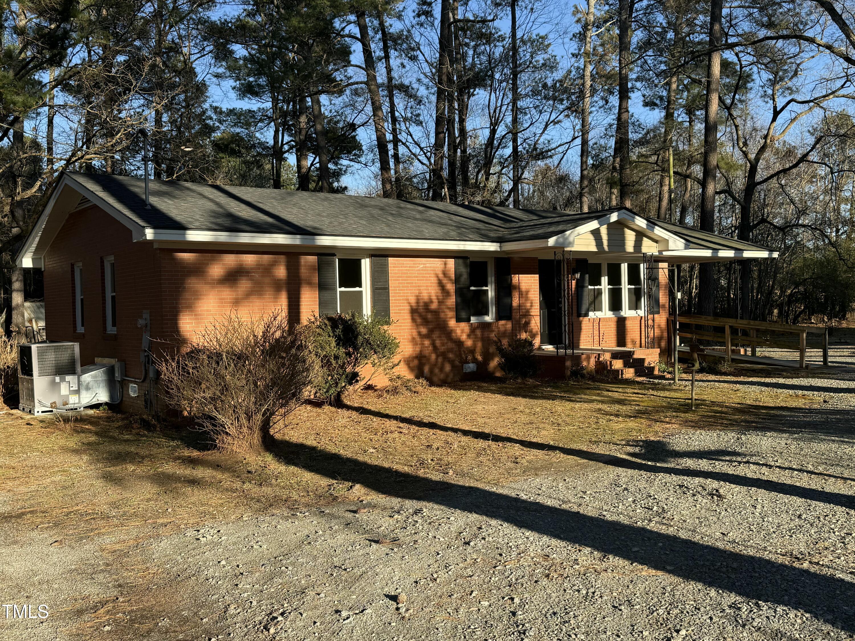 640 Crocker Road