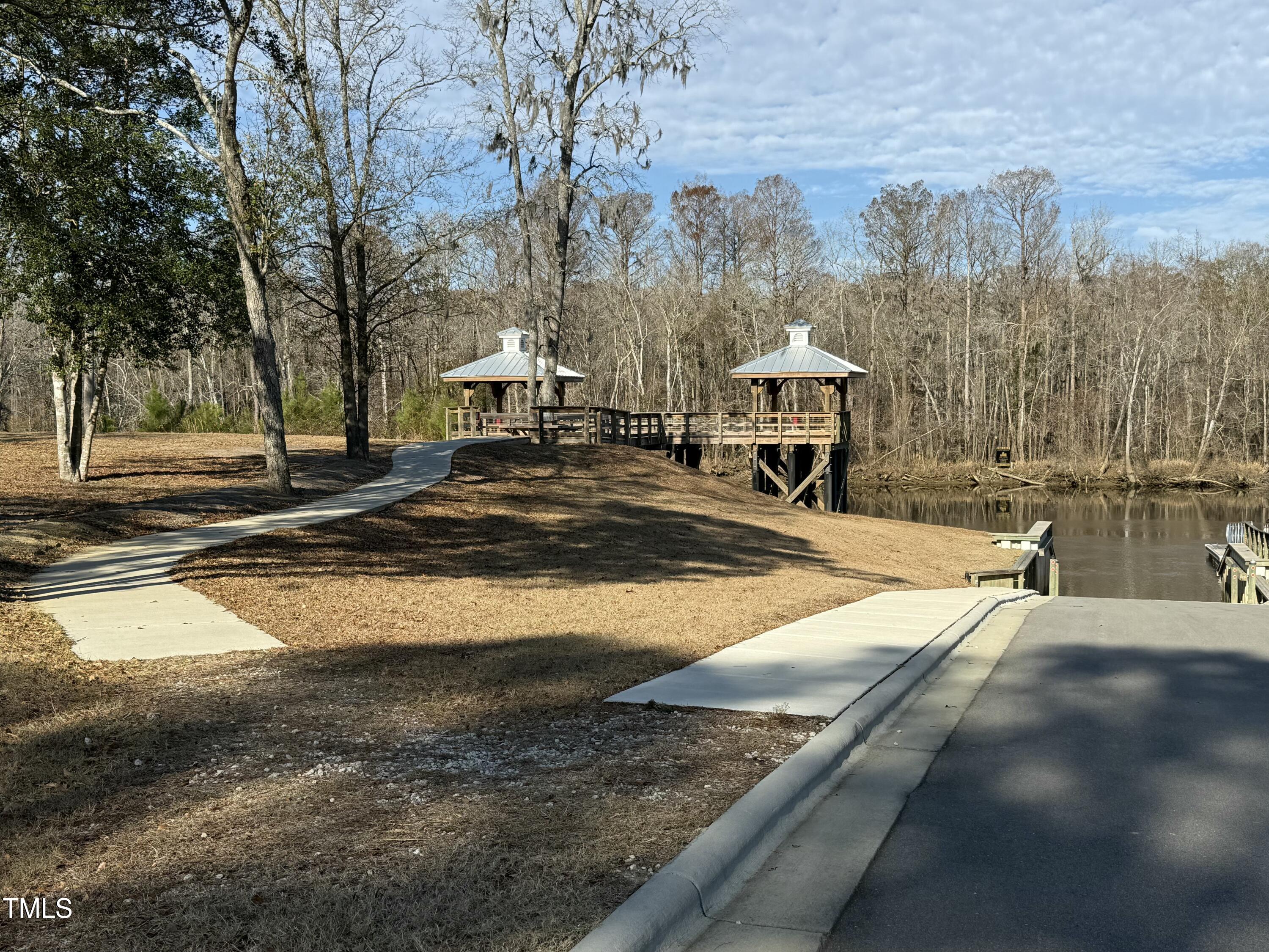 3720 Friendly Orange Court NE