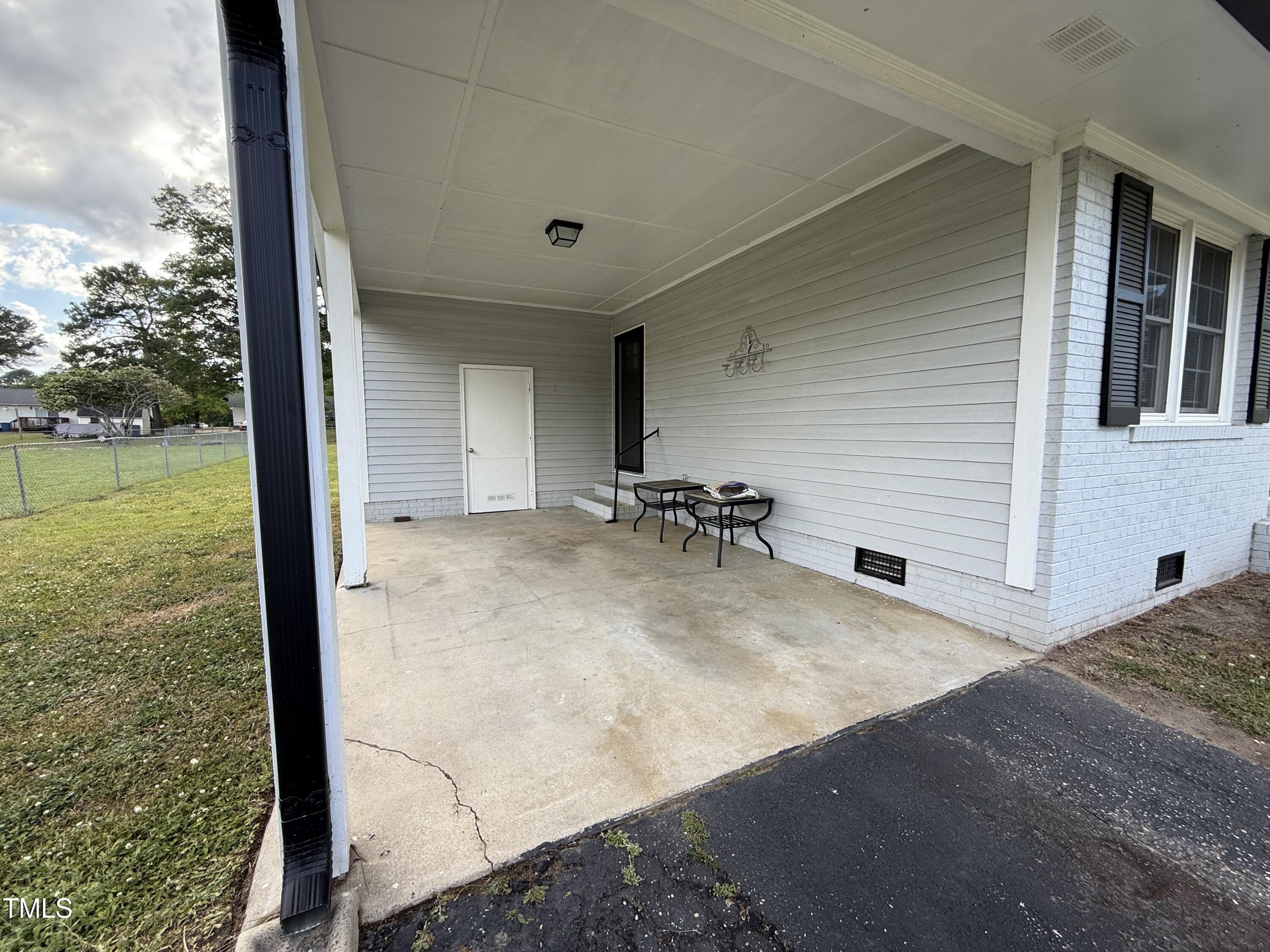 109 Pine Street