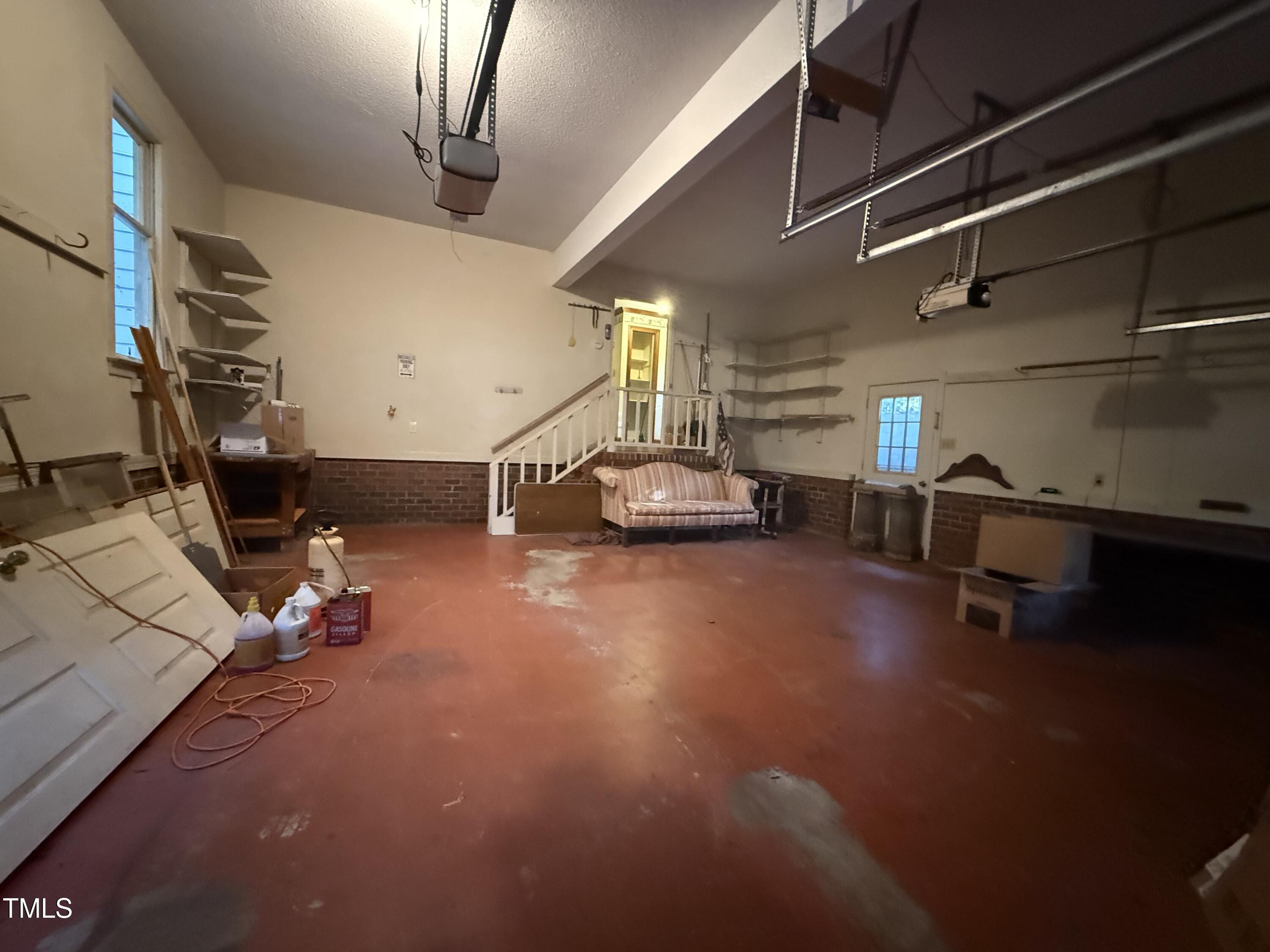 2037 Deer Trail