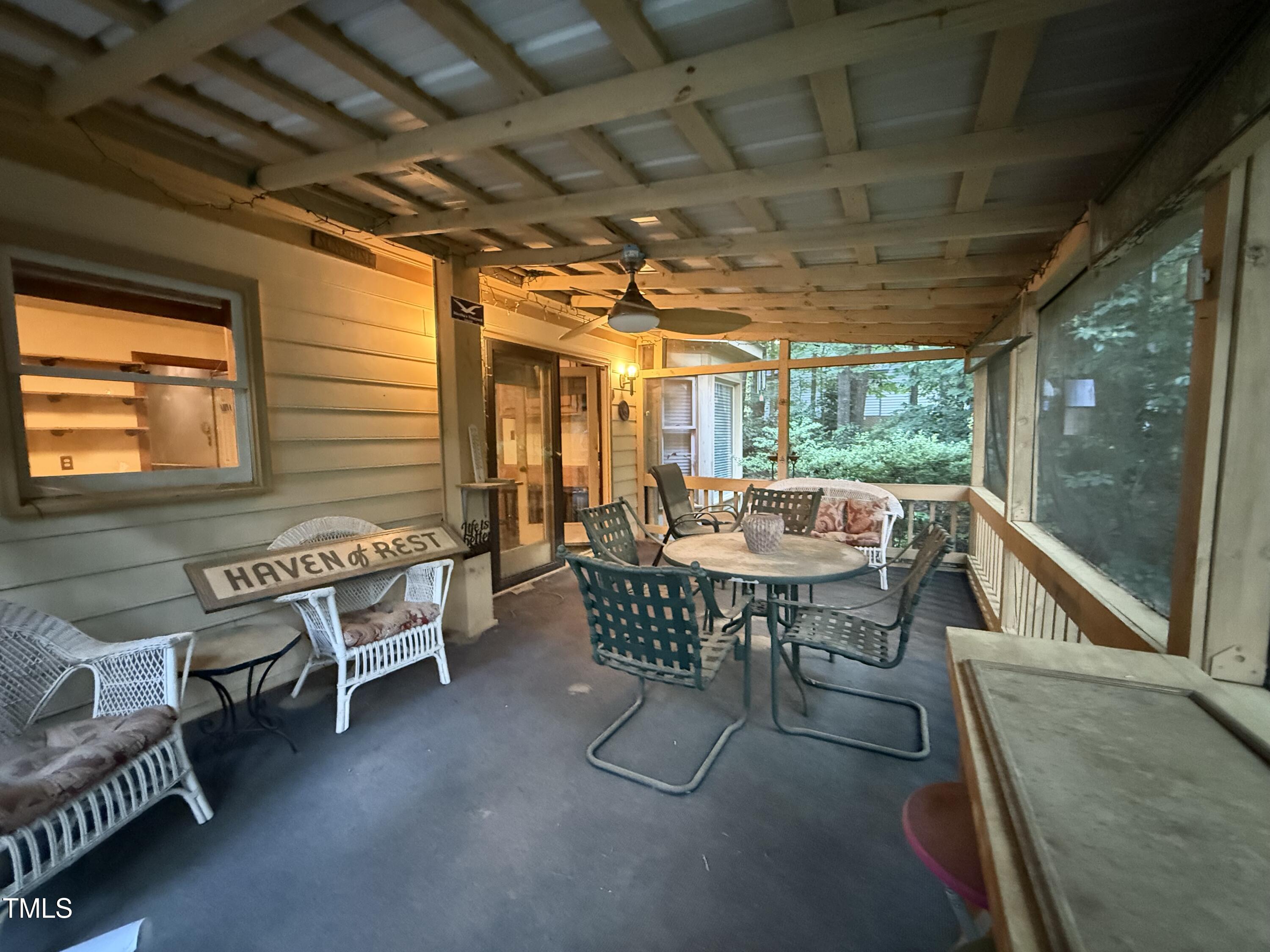 2037 Deer Trail