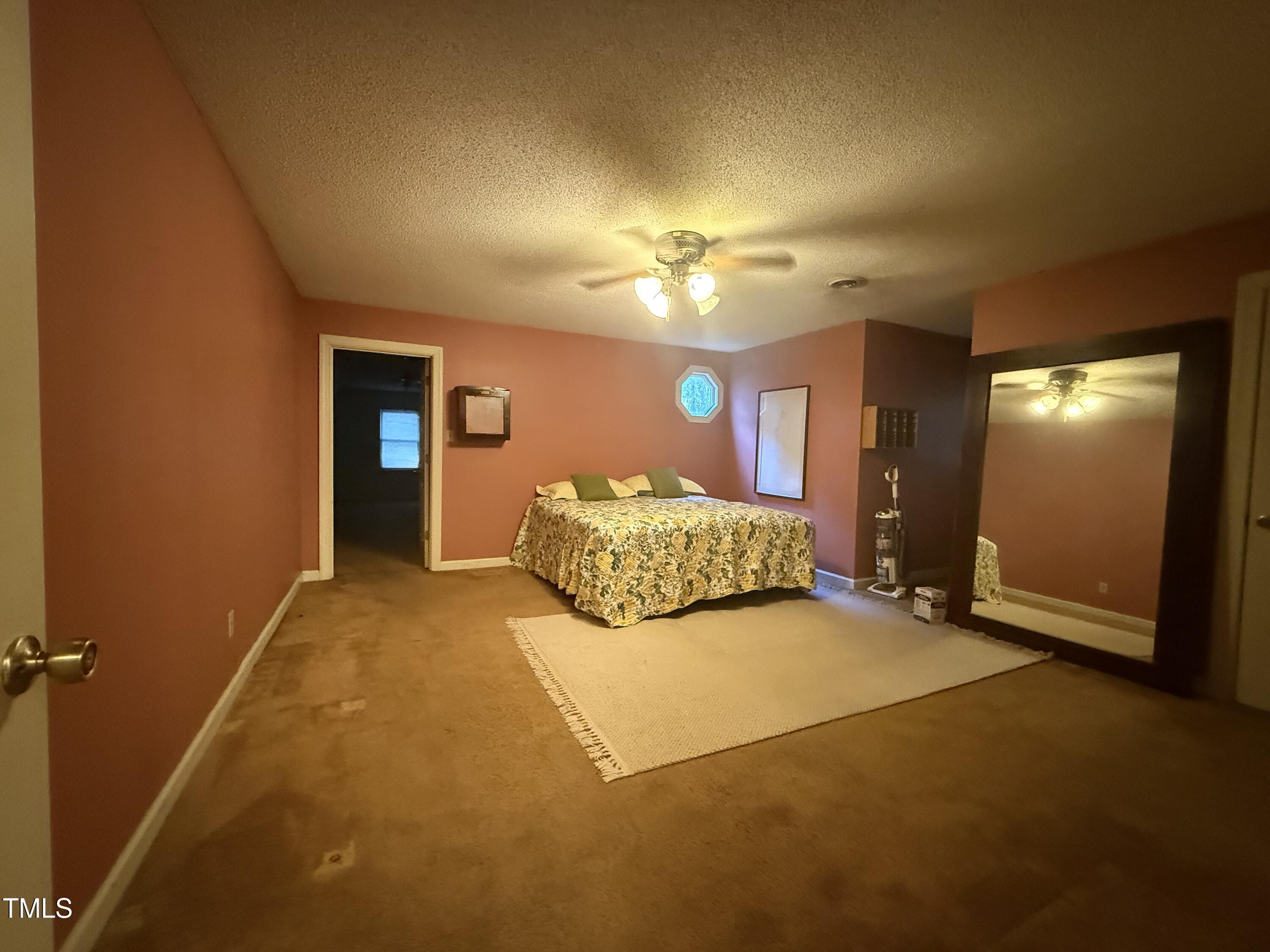 2037 Deer Trail