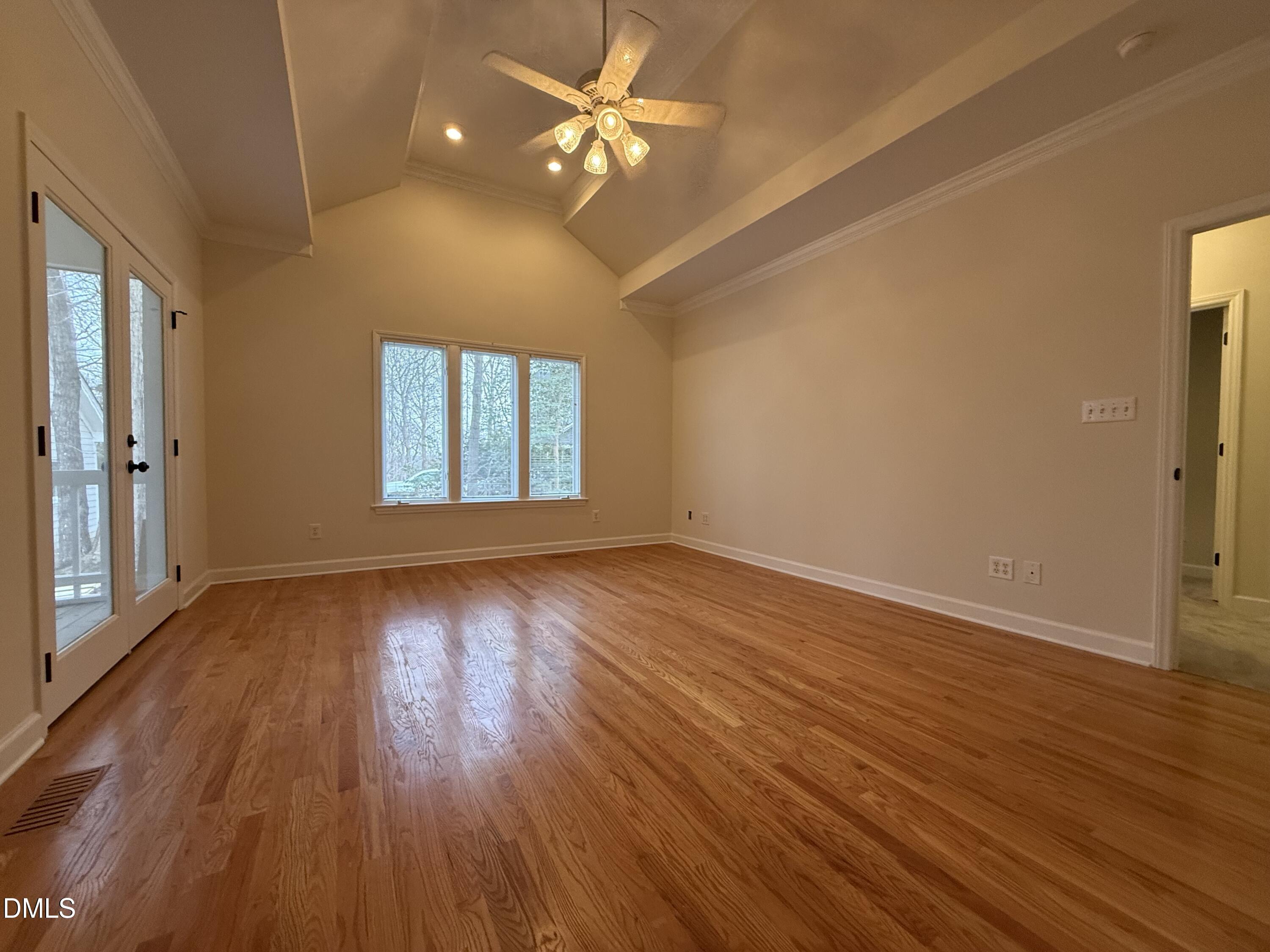 1000 Creek Front Court