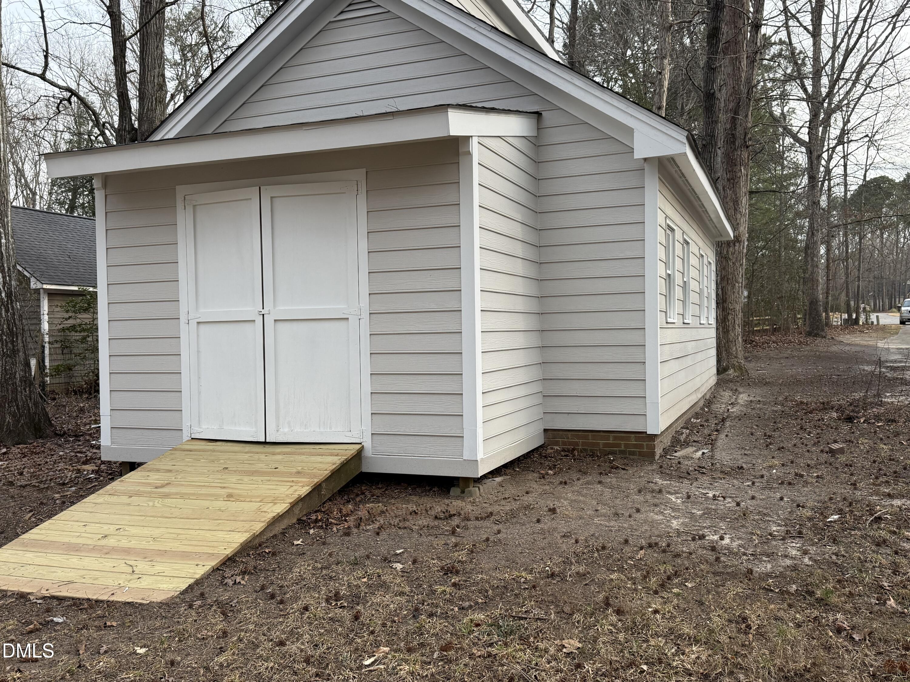 1000 Creek Front Court