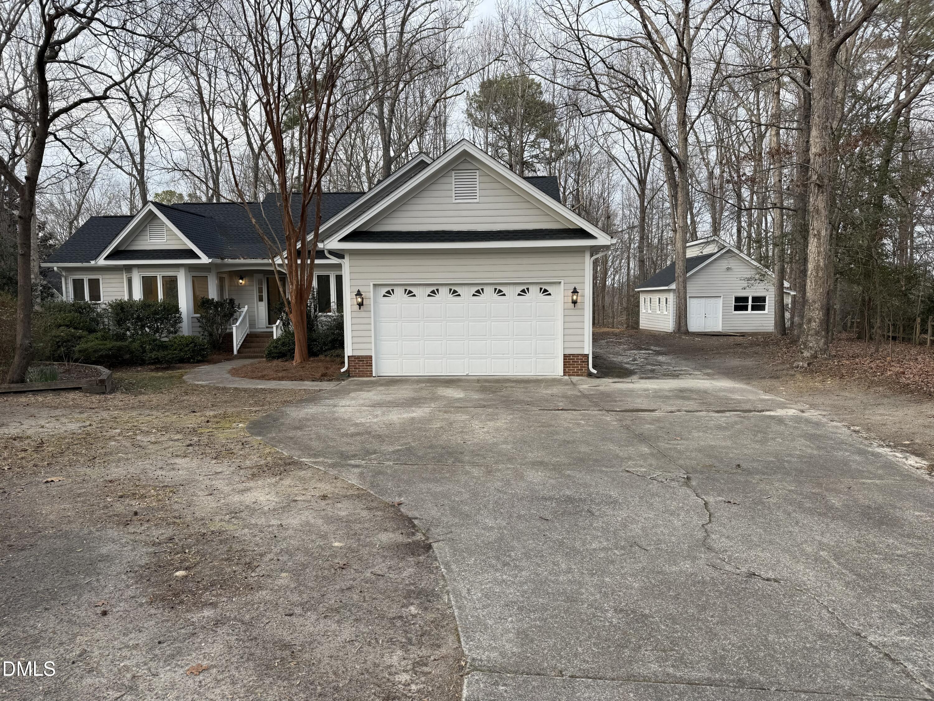 1000 Creek Front Court