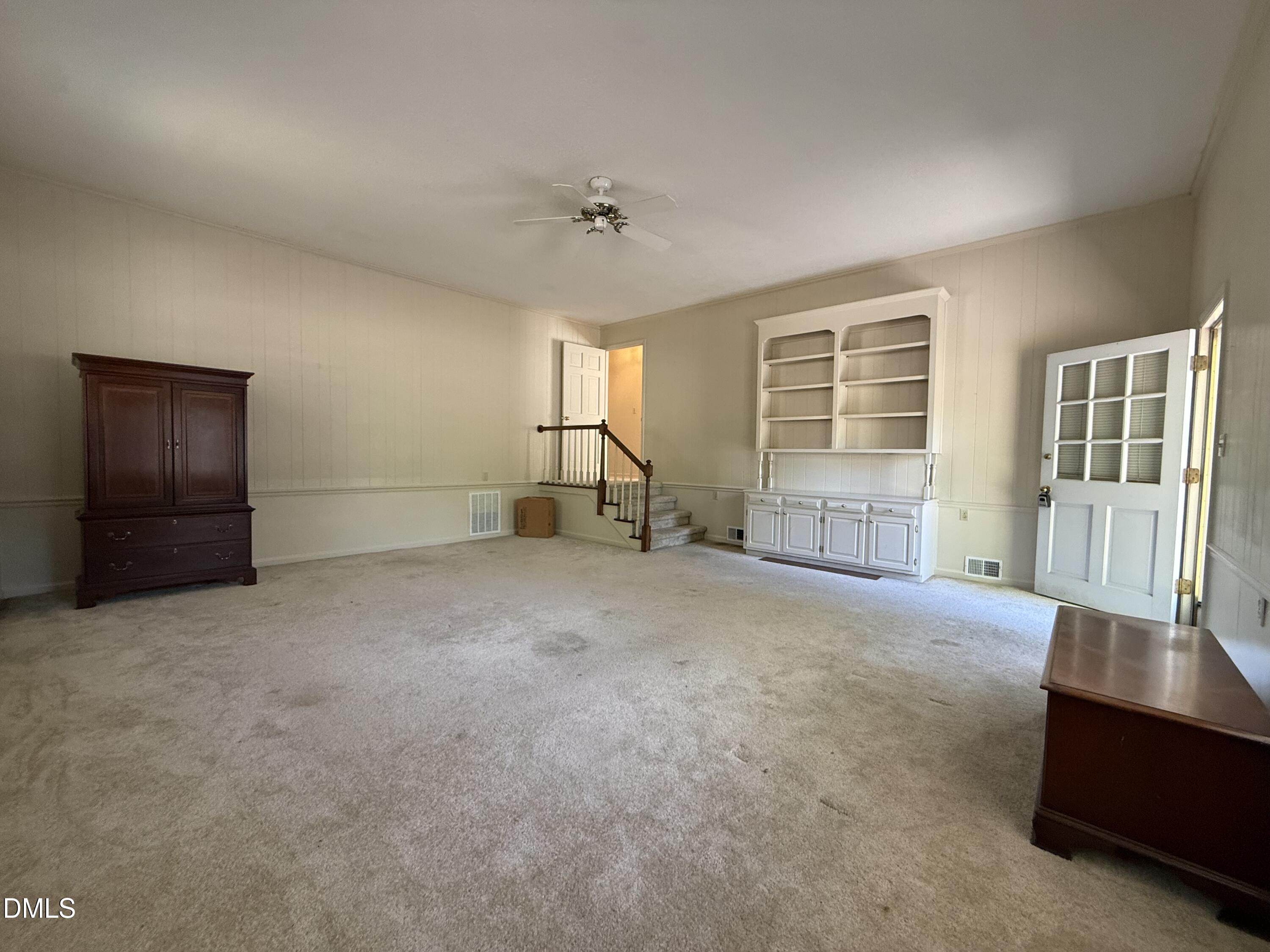 907 Chestnut Drive