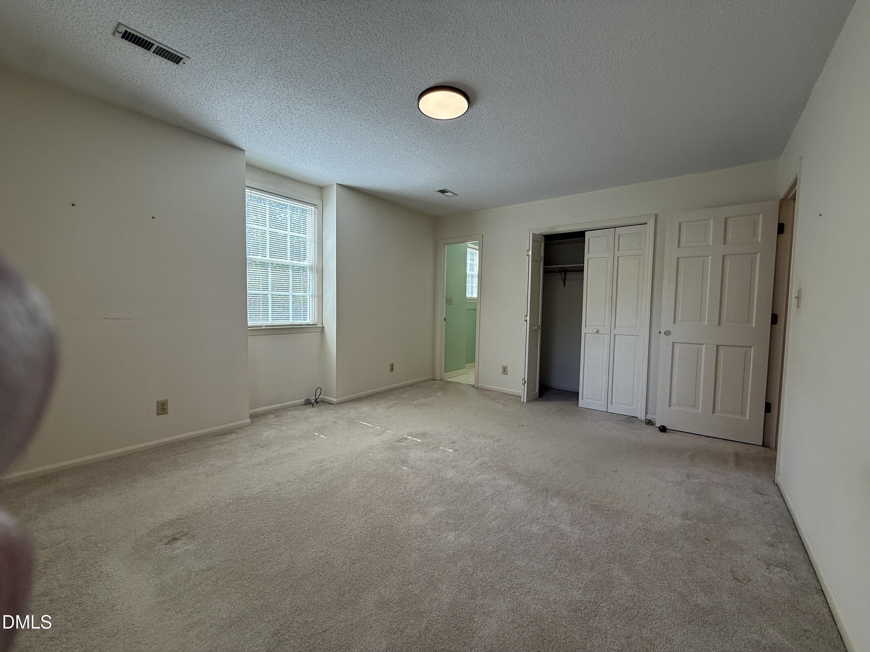 907 Chestnut Drive