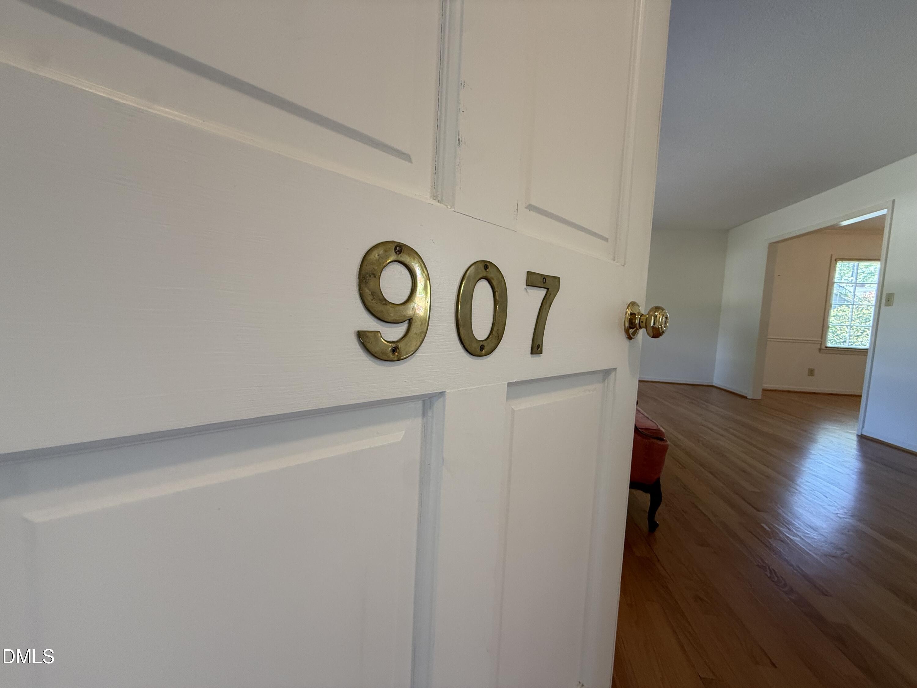907 Chestnut Drive