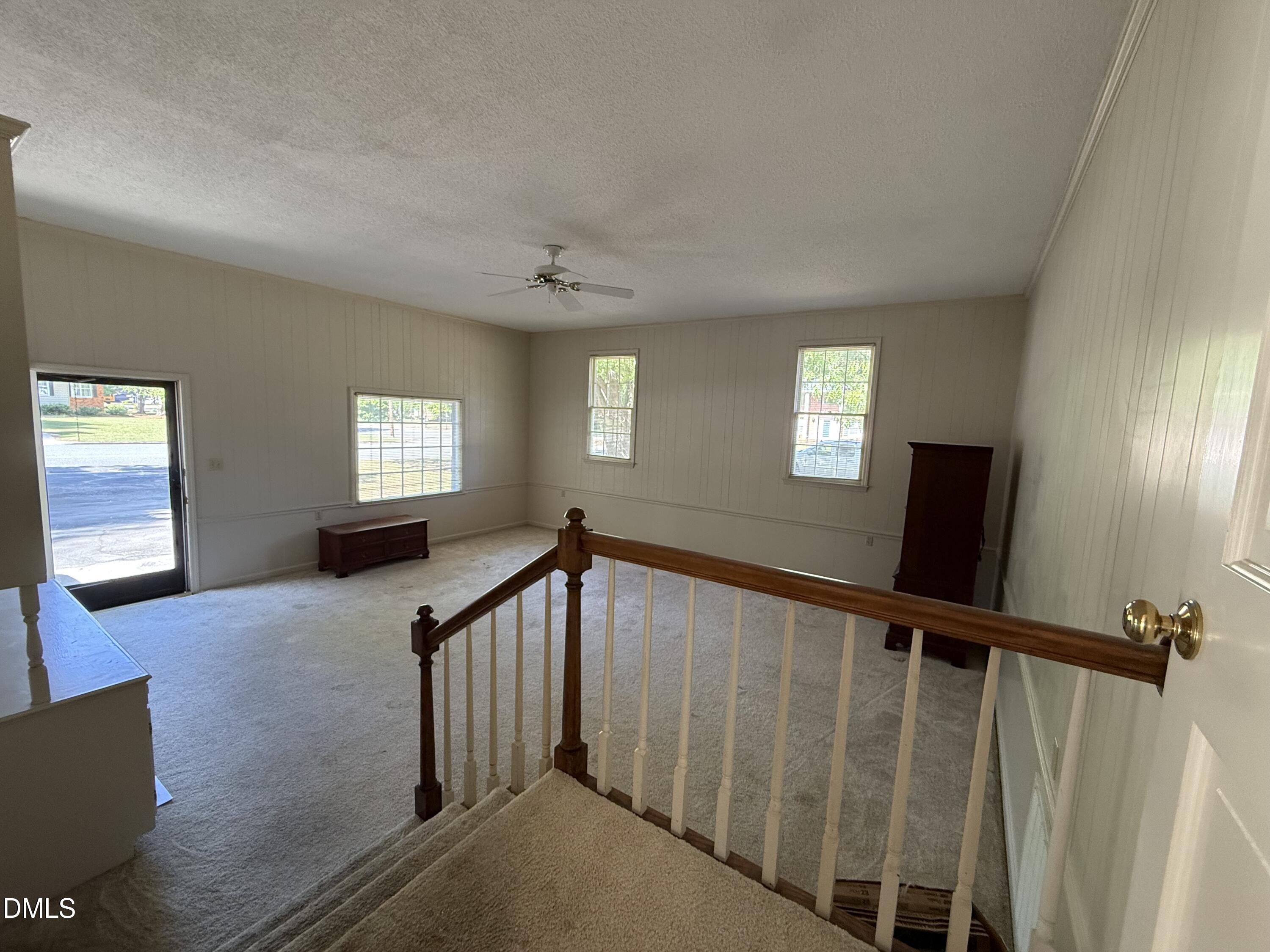 907 Chestnut Drive