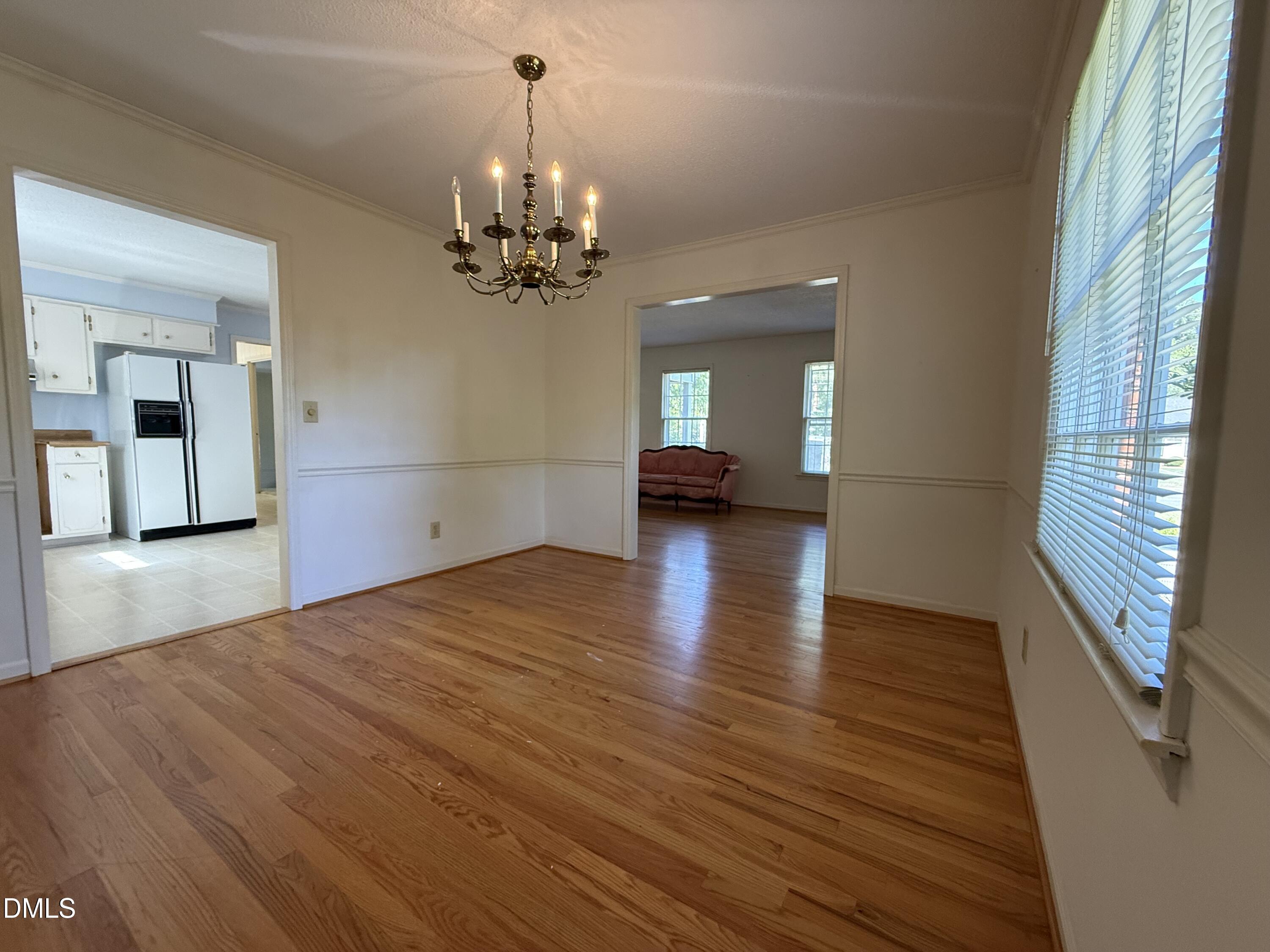 907 Chestnut Drive