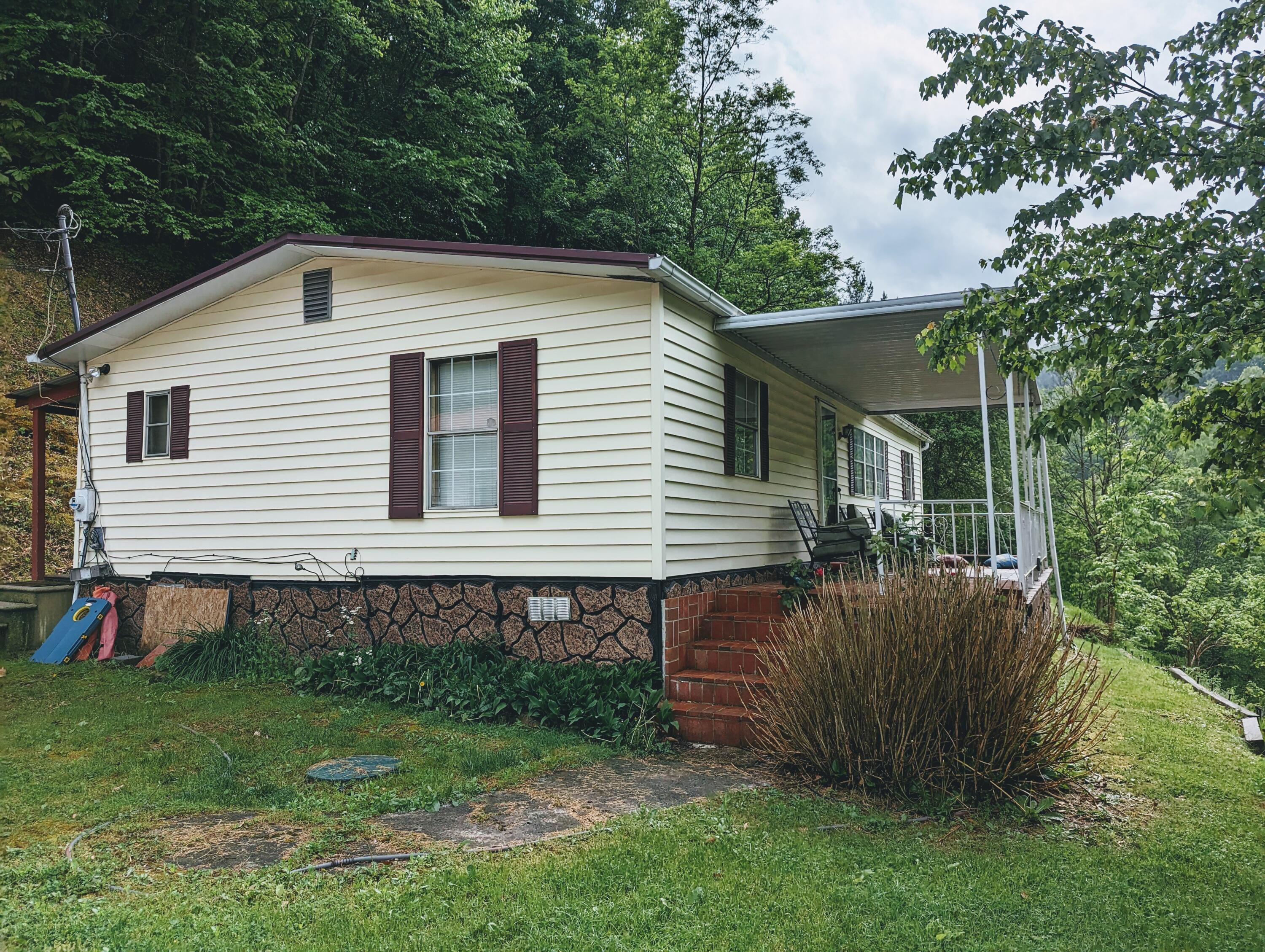 1032 Old Wagon Road