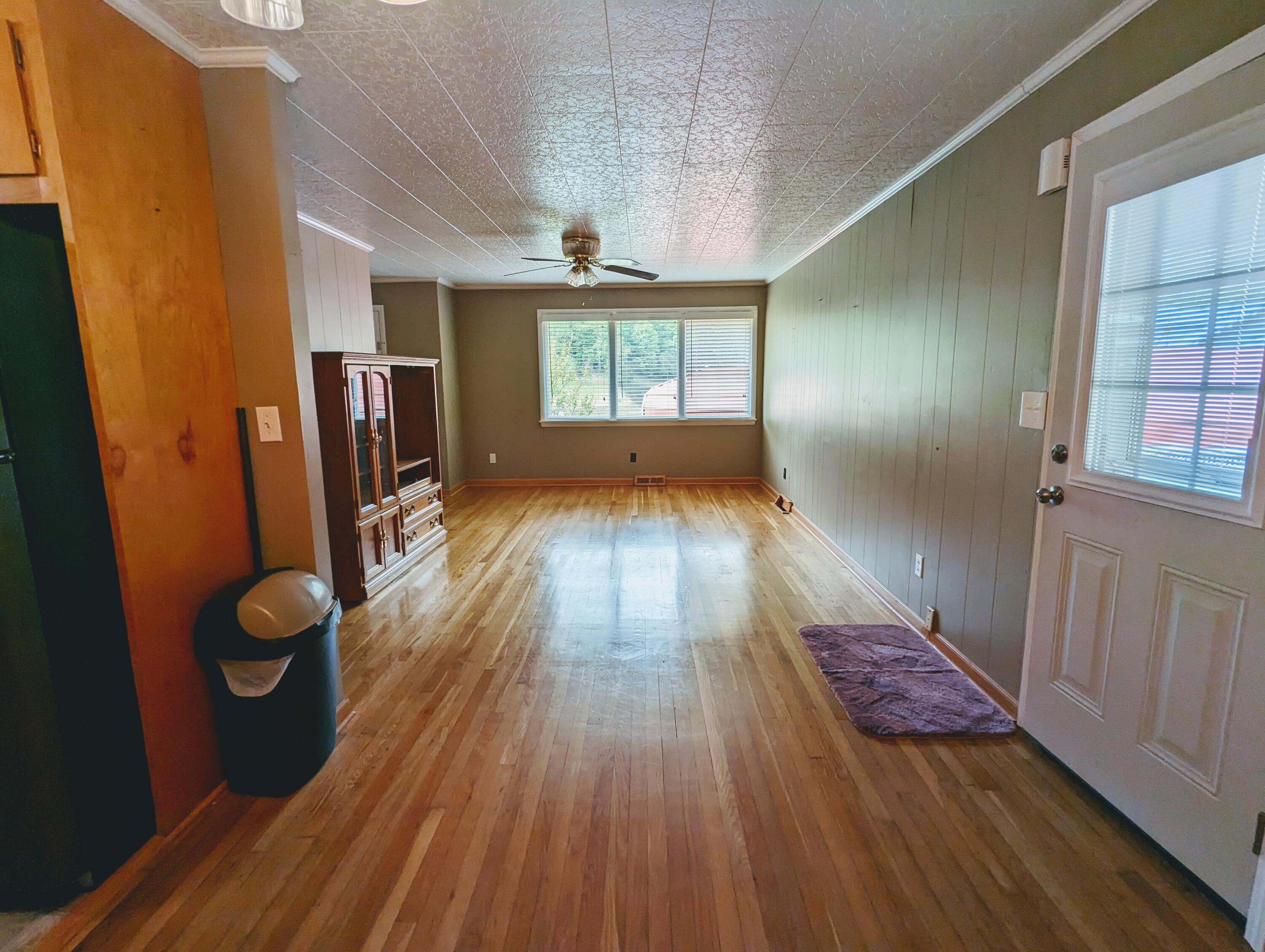 1032 Old Wagon Road