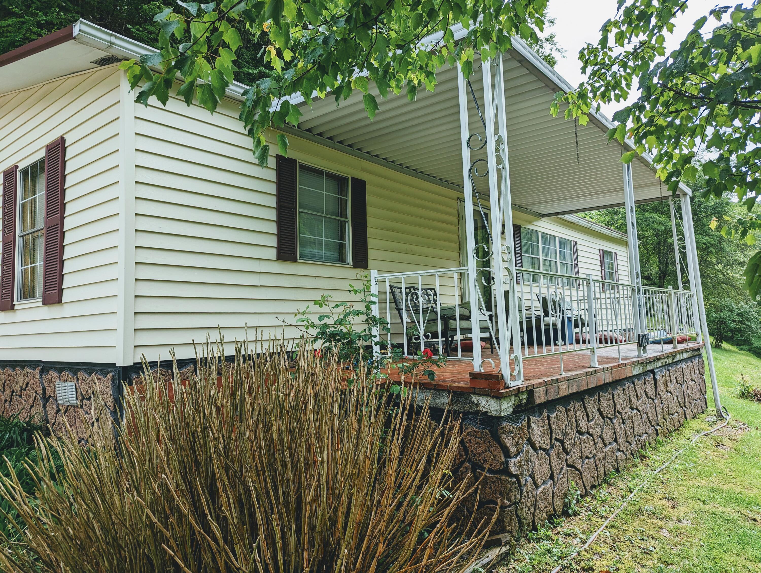 1032 Old Wagon Road