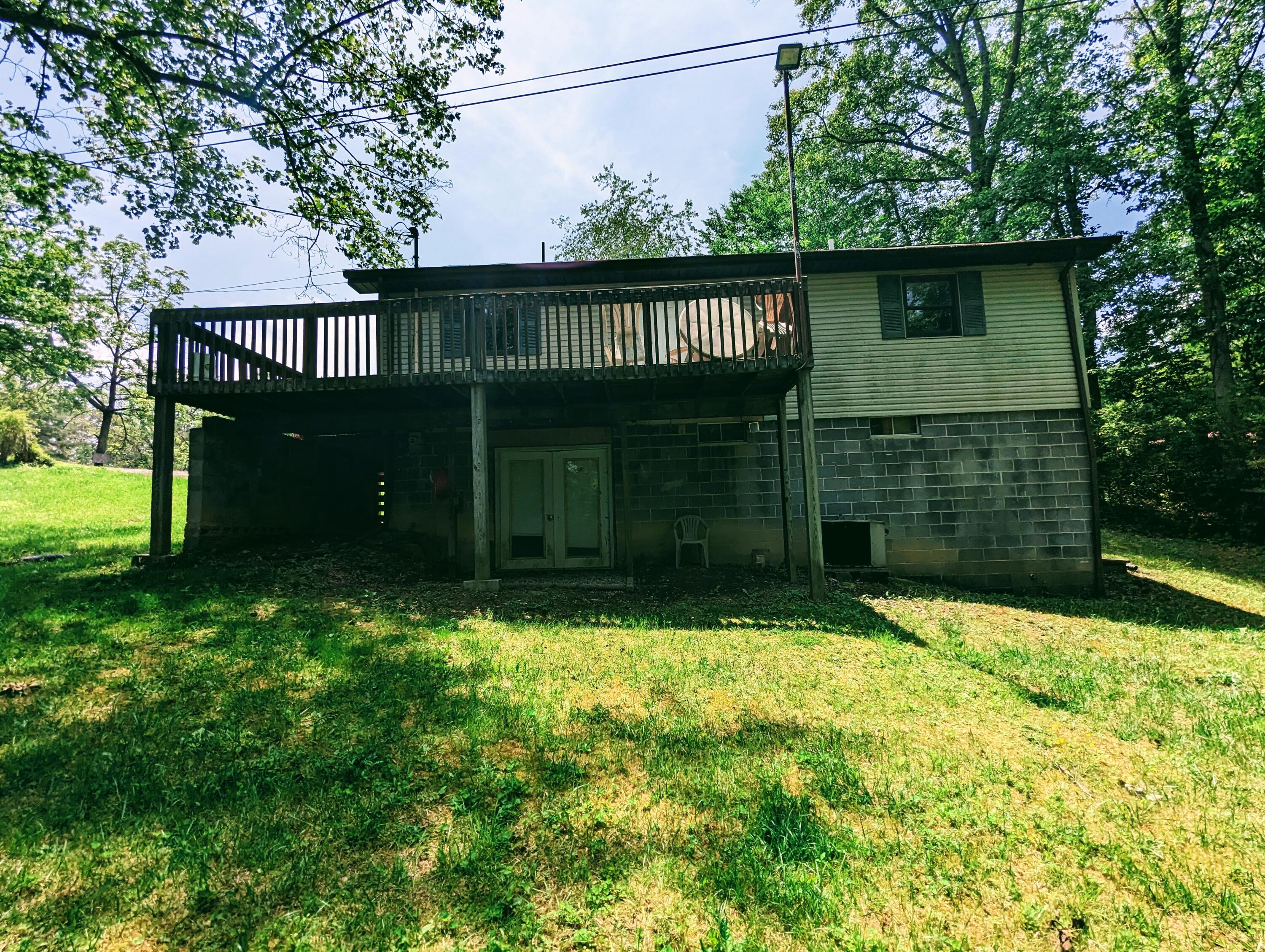 109 Lambert Lane