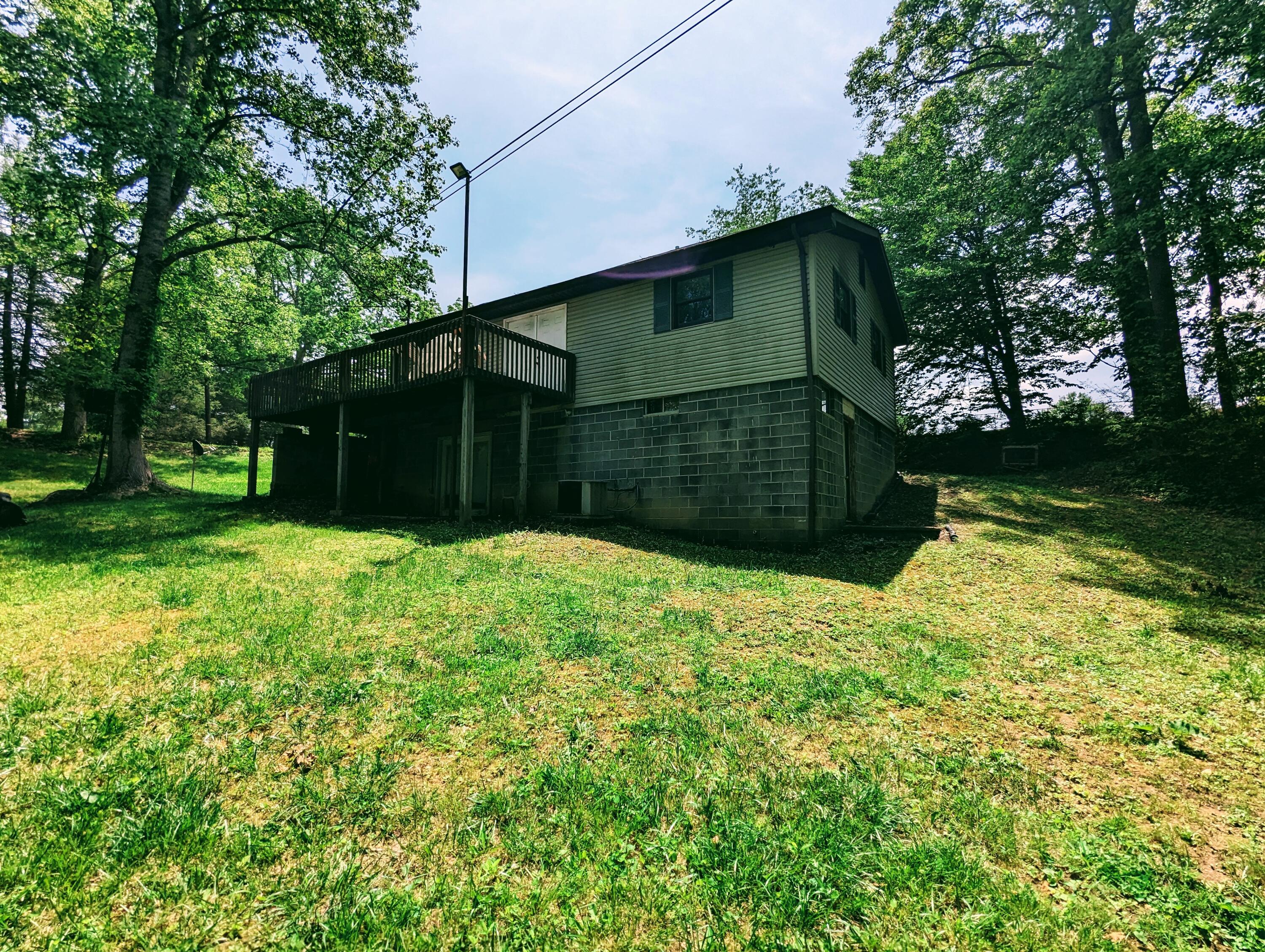 109 Lambert Lane