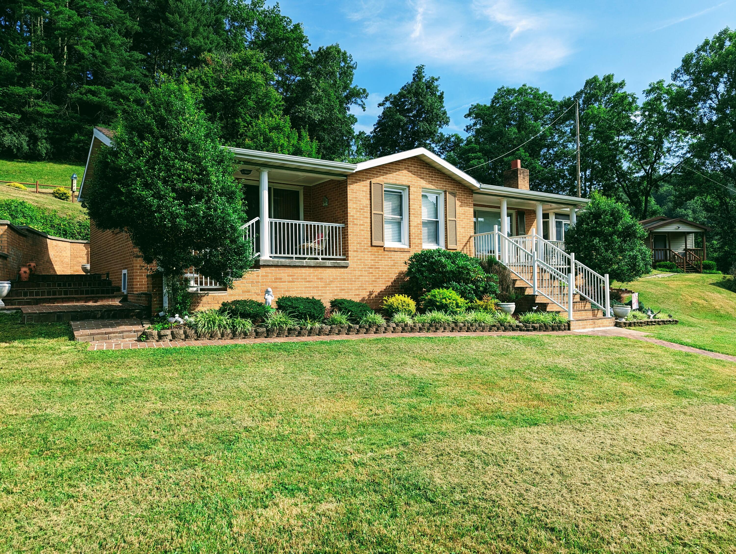 11621 Orby Cantrell Highway