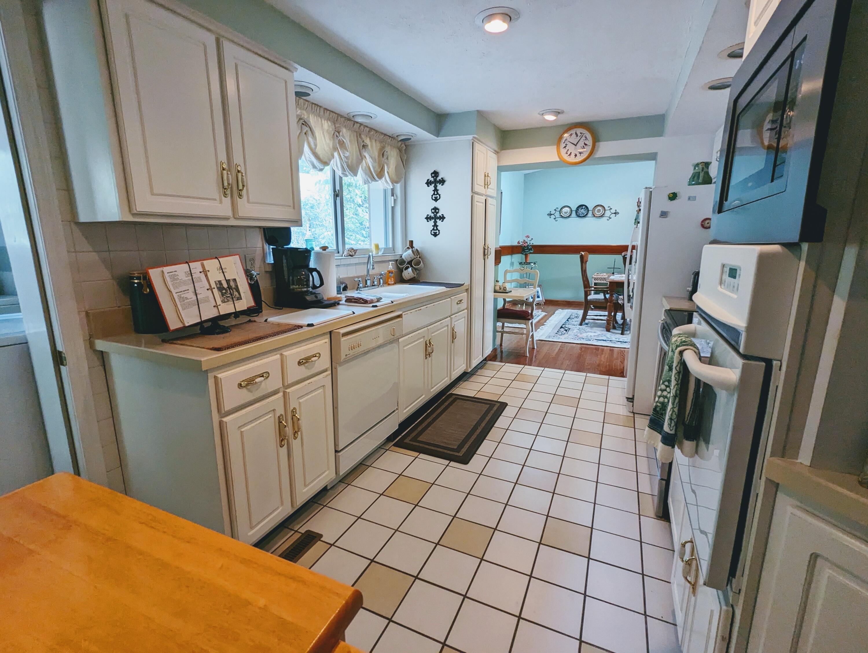 11621 Orby Cantrell Highway