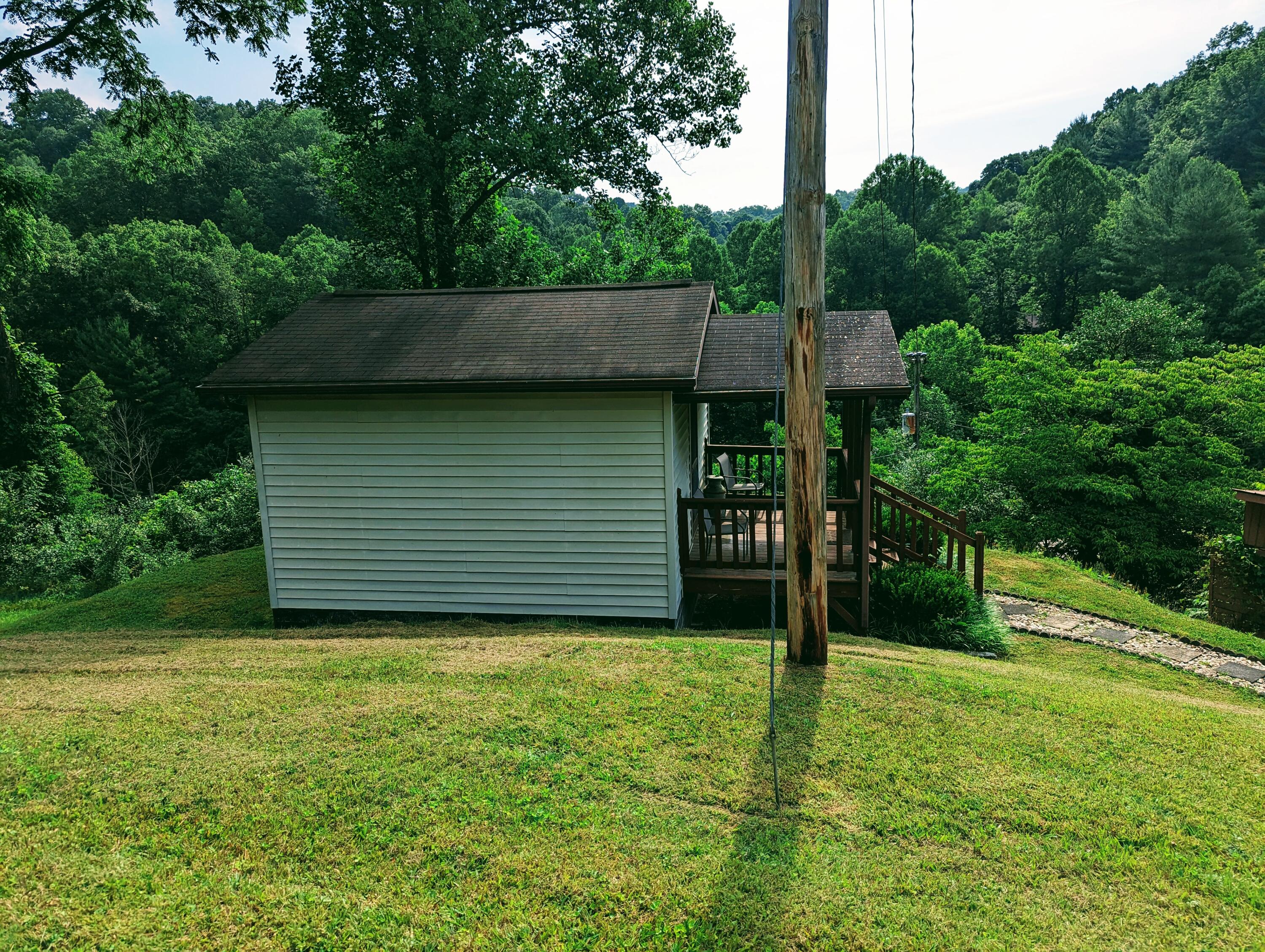 11621 Orby Cantrell Highway