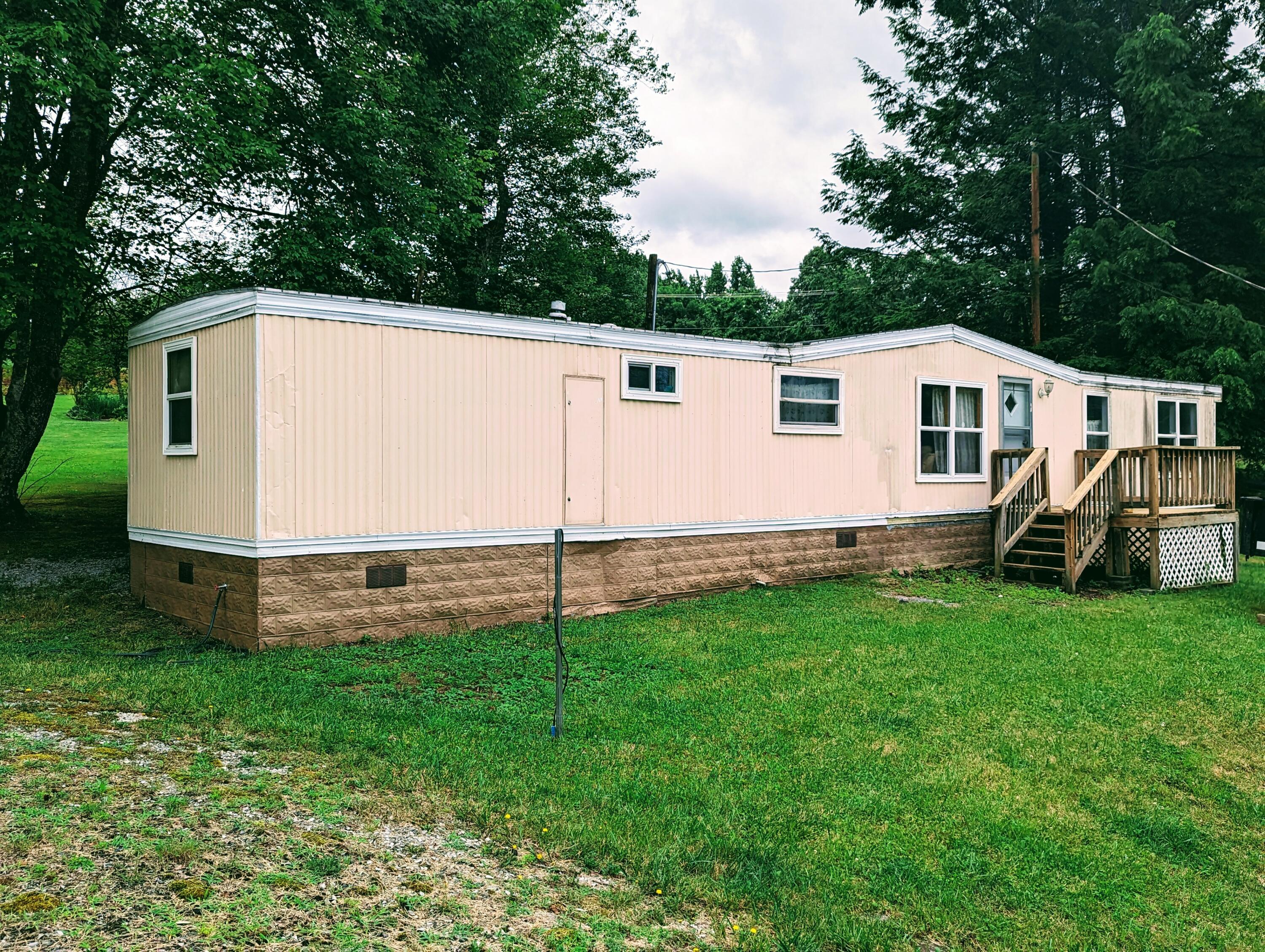 1080 The Lake Road