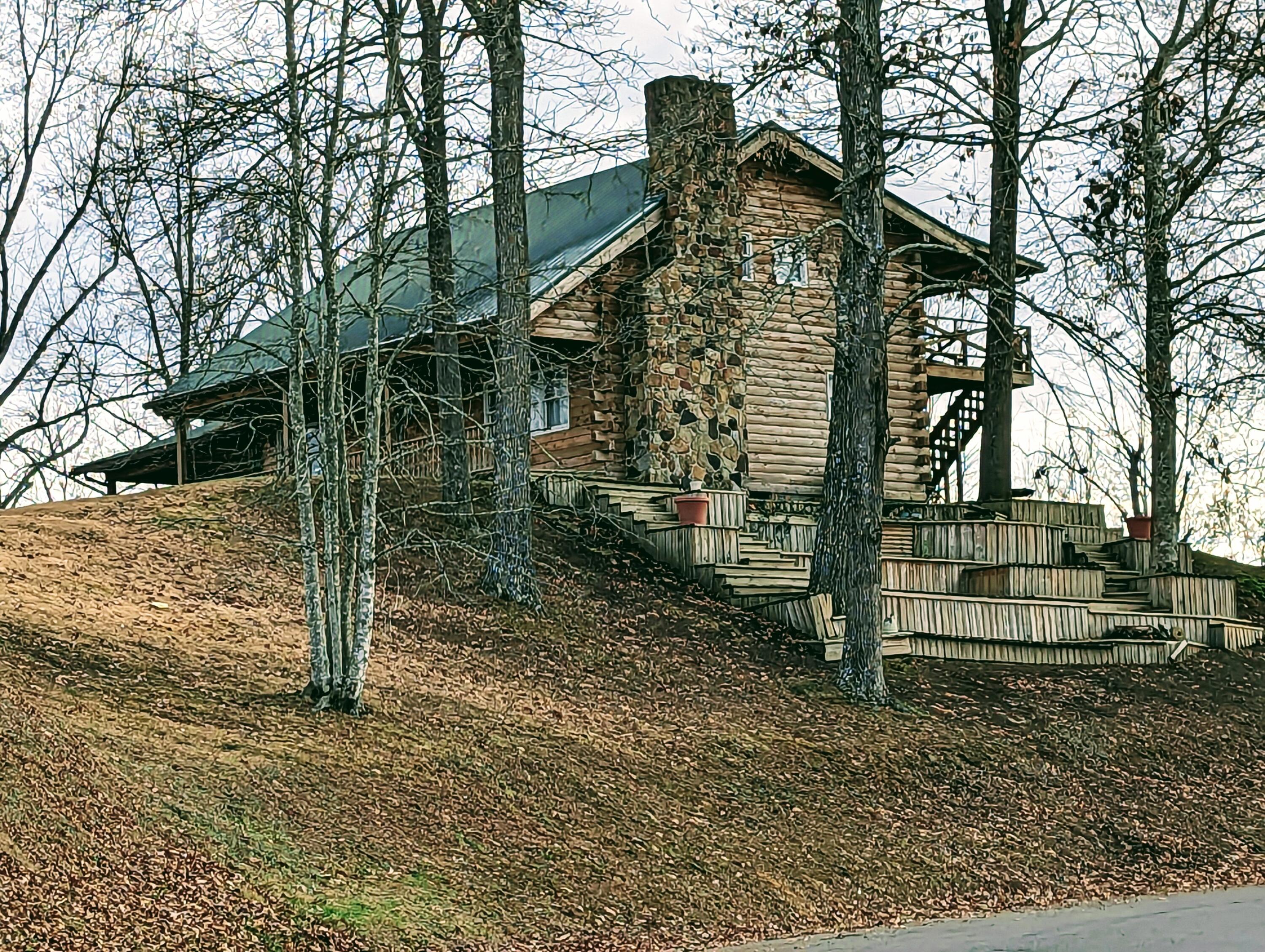155 Commanders Lane