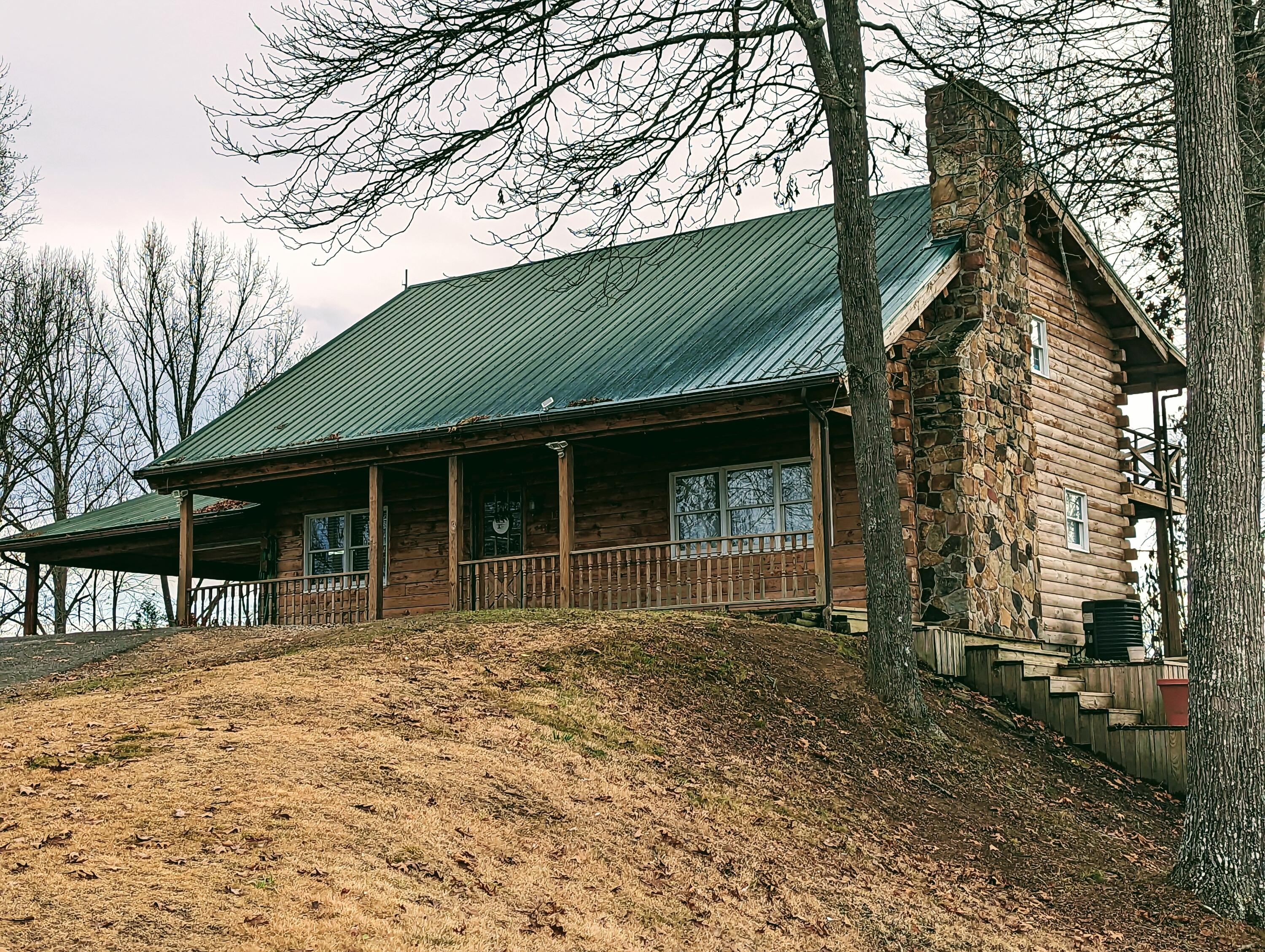 155 Commanders Lane