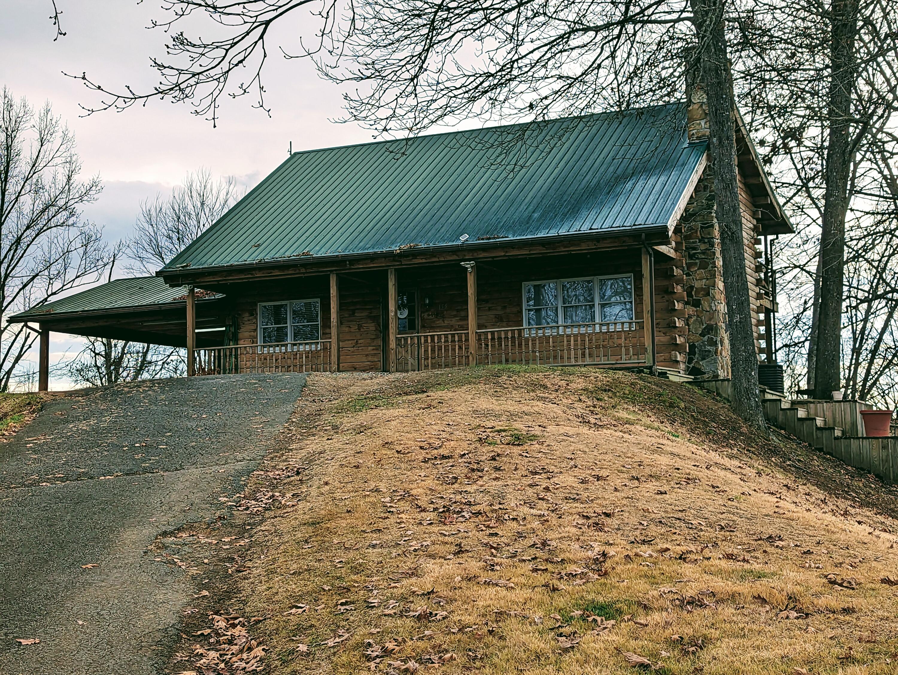 155 Commanders Lane
