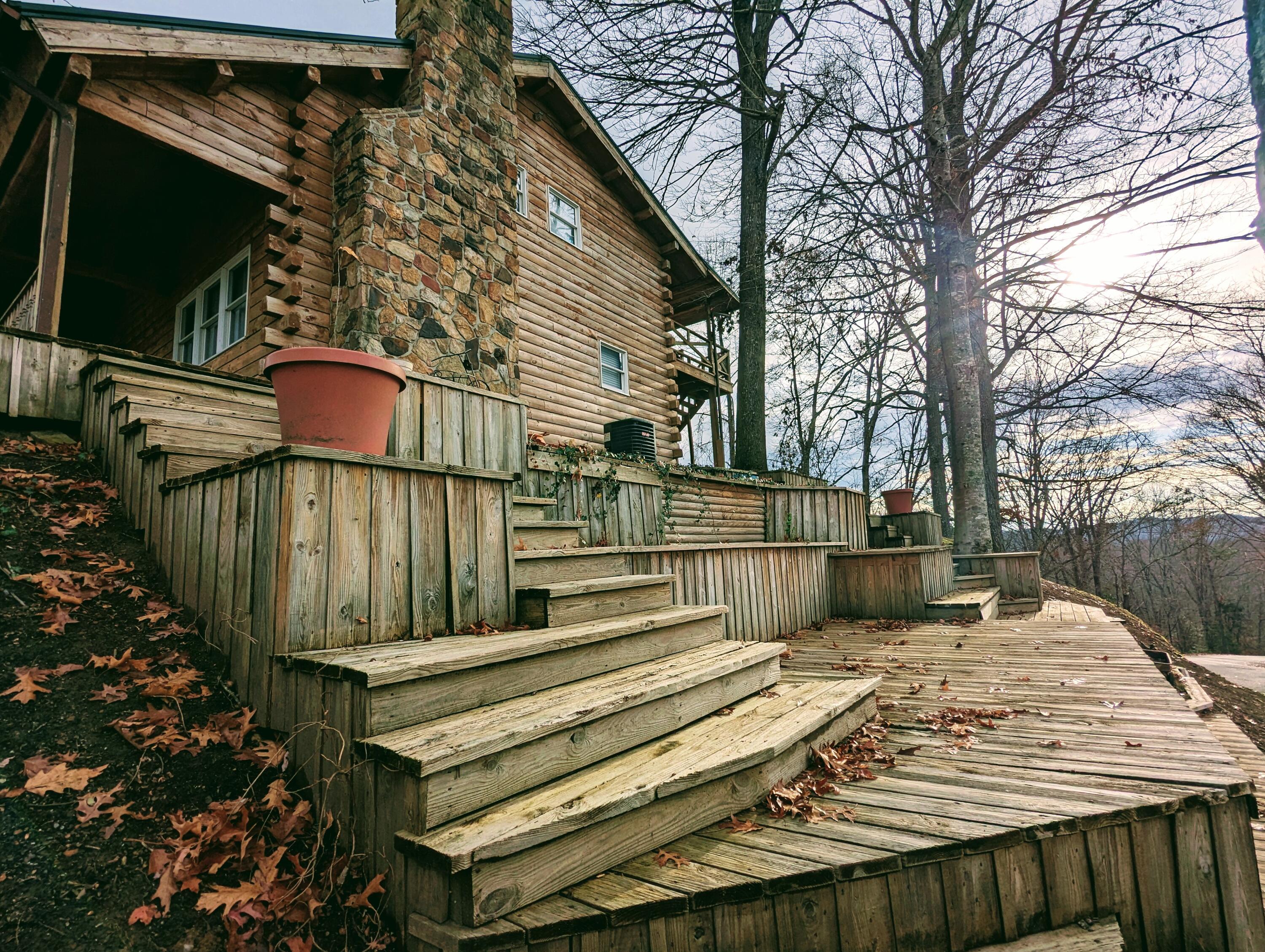 155 Commanders Lane