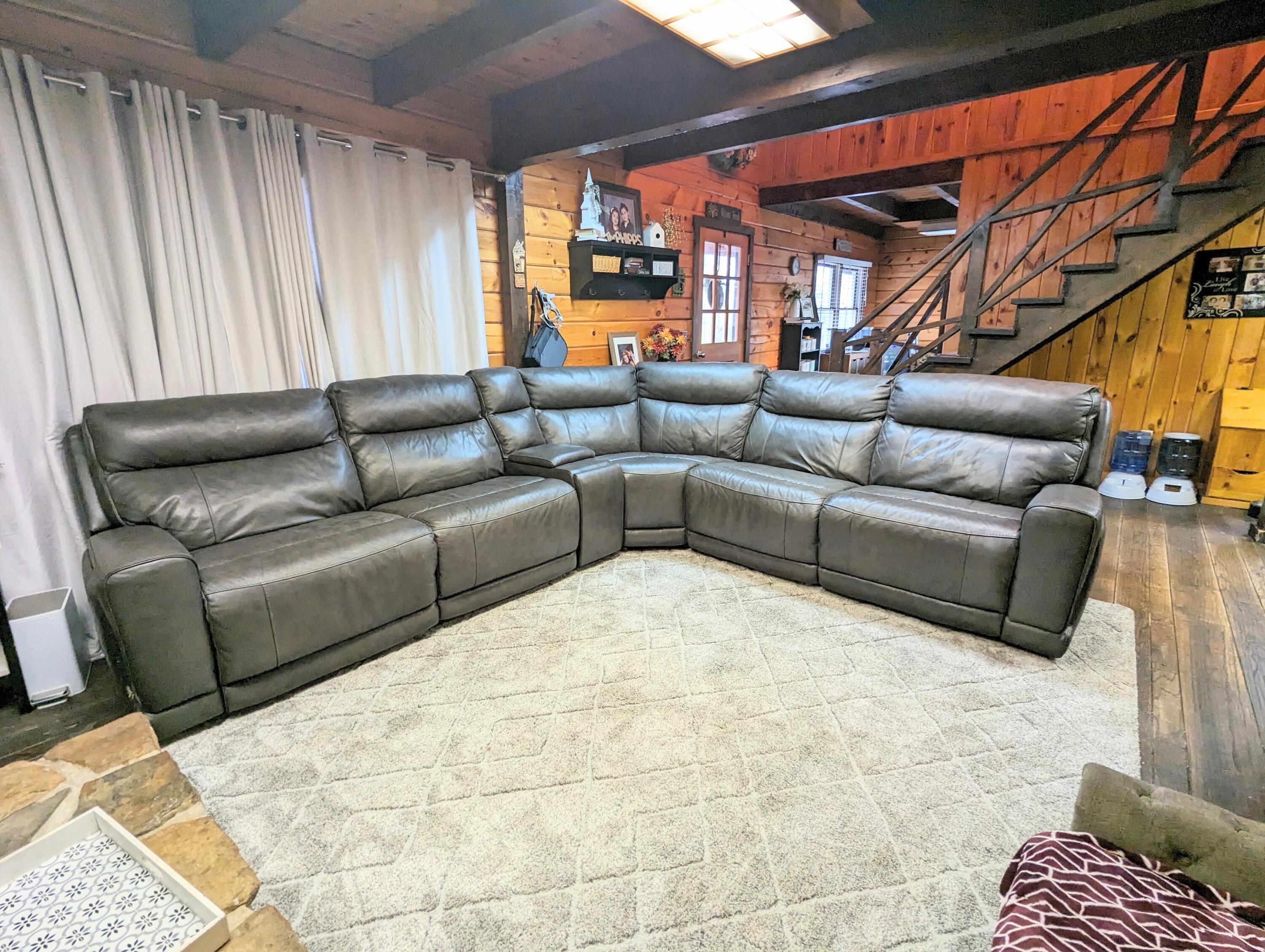 155 Commanders Lane