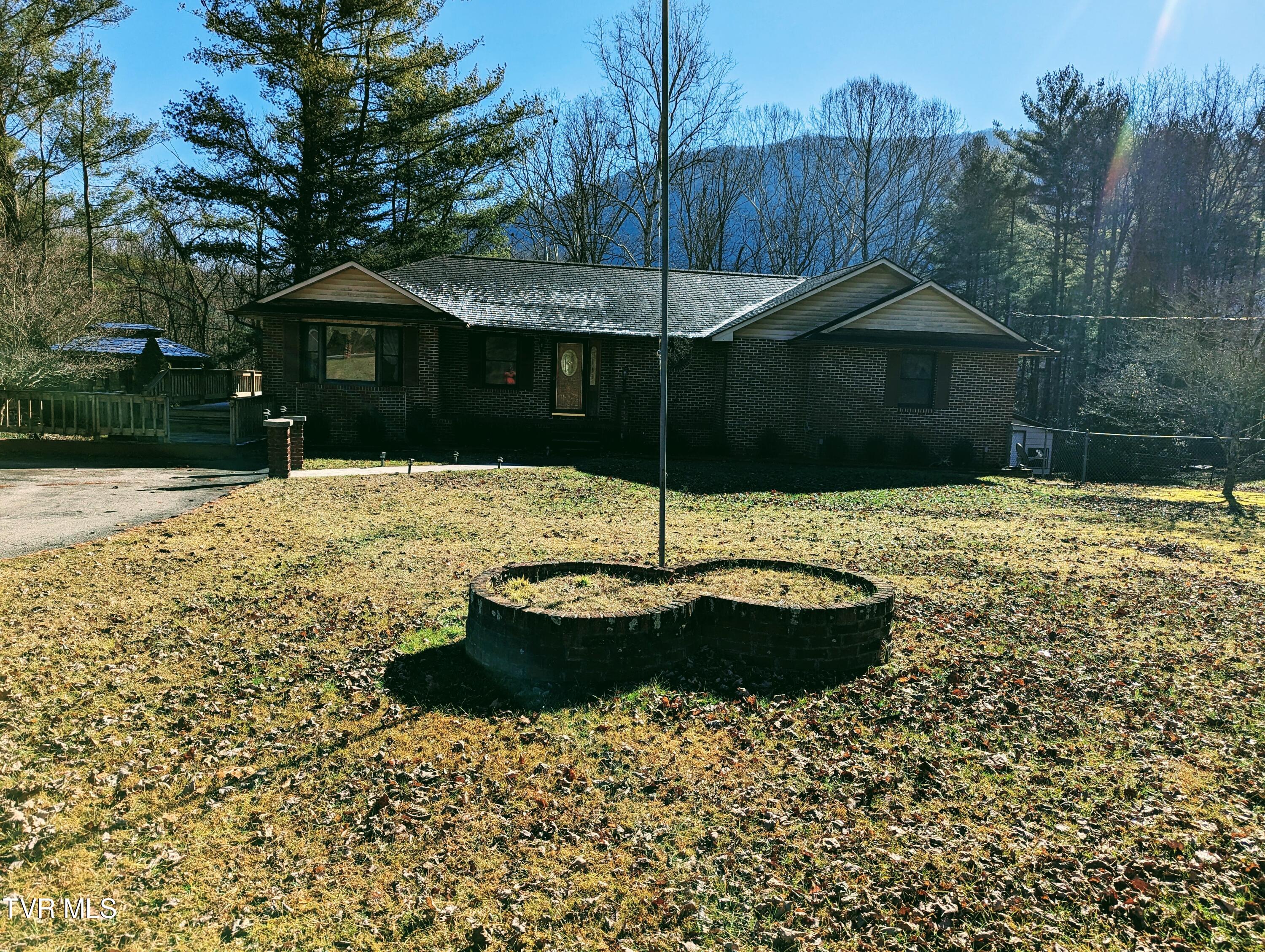 1810 Wildcat Road