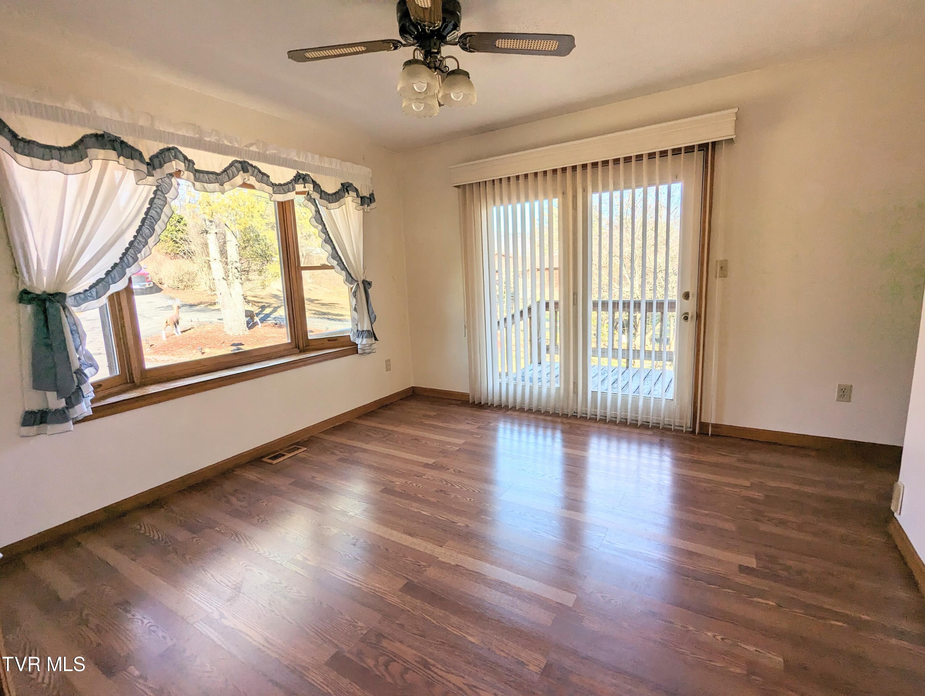 1810 Wildcat Road