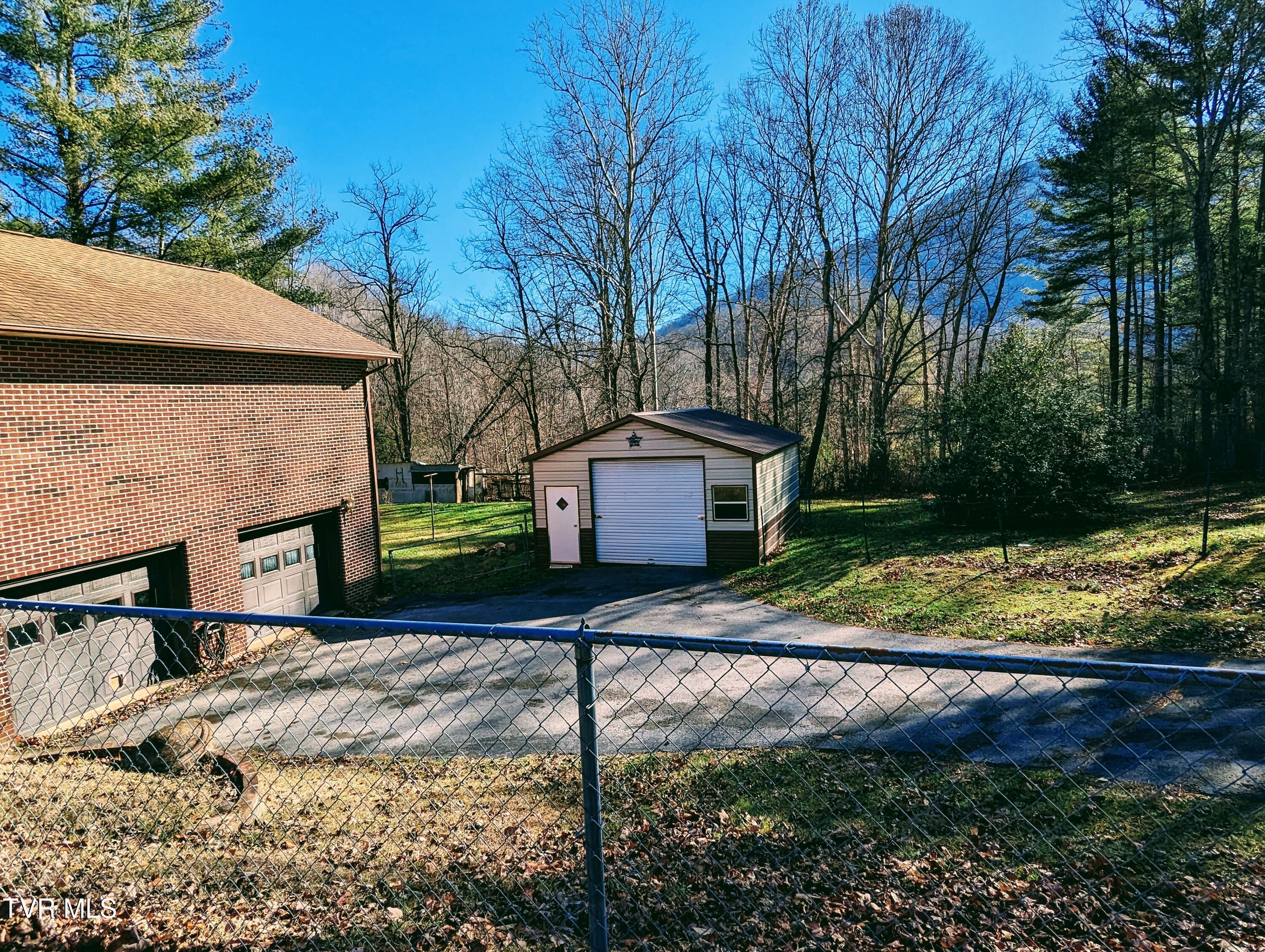 1810 Wildcat Road