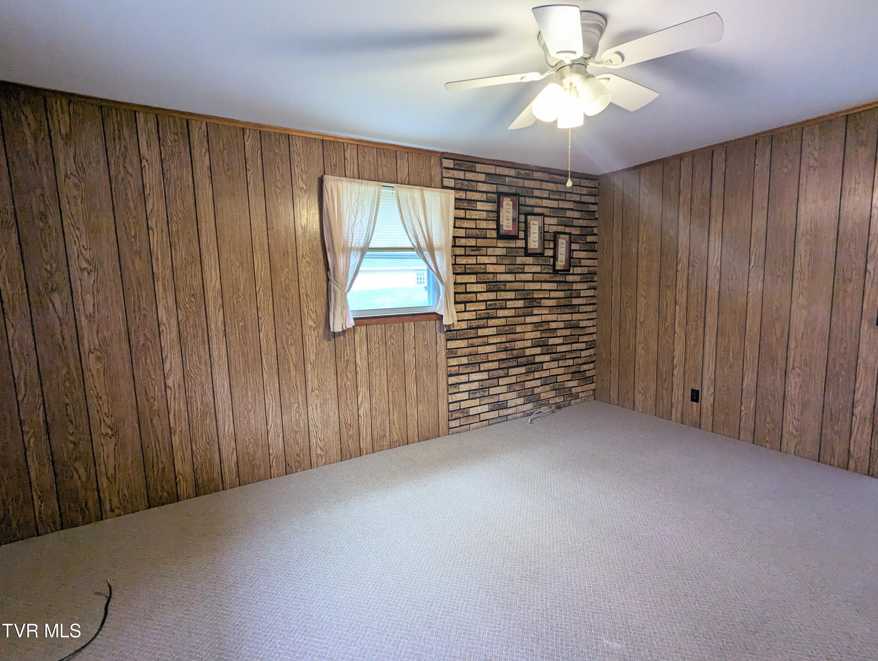 1544 Compton Combs Ridge Road