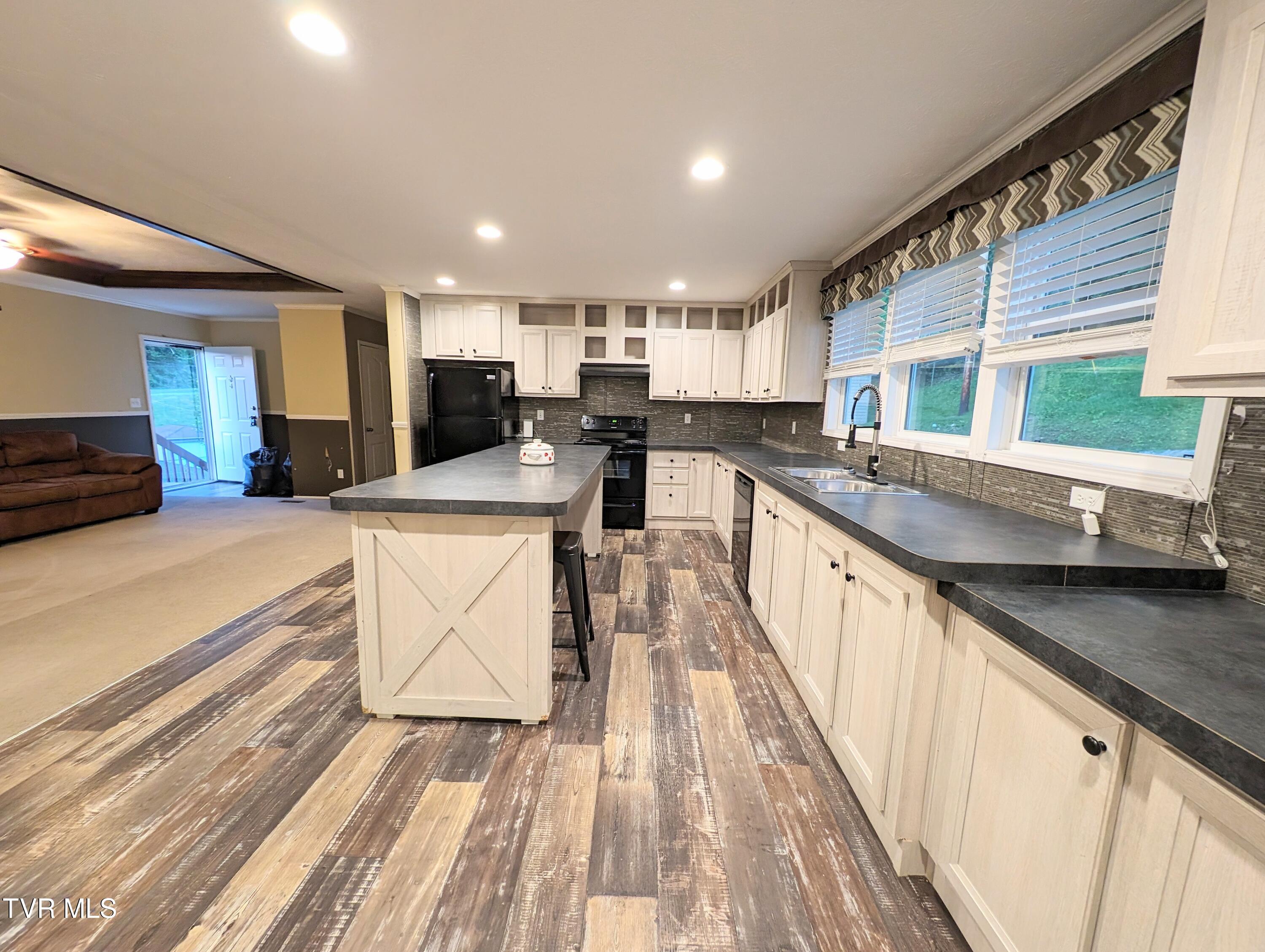 129 Grand View Drive